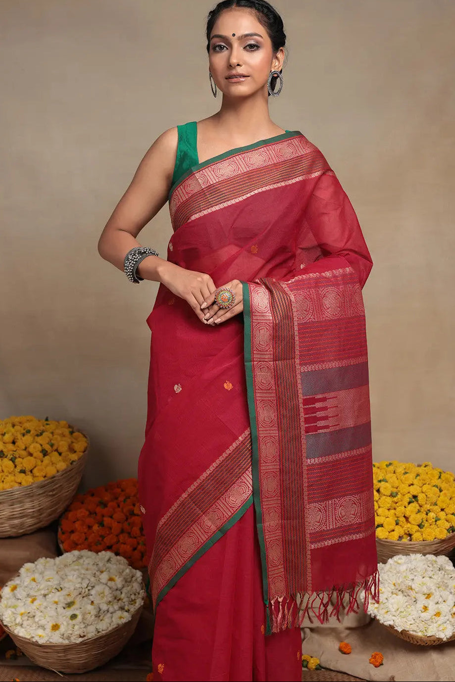Handloom Magenta Pure Cotton Kanchi Saree | Shobitam