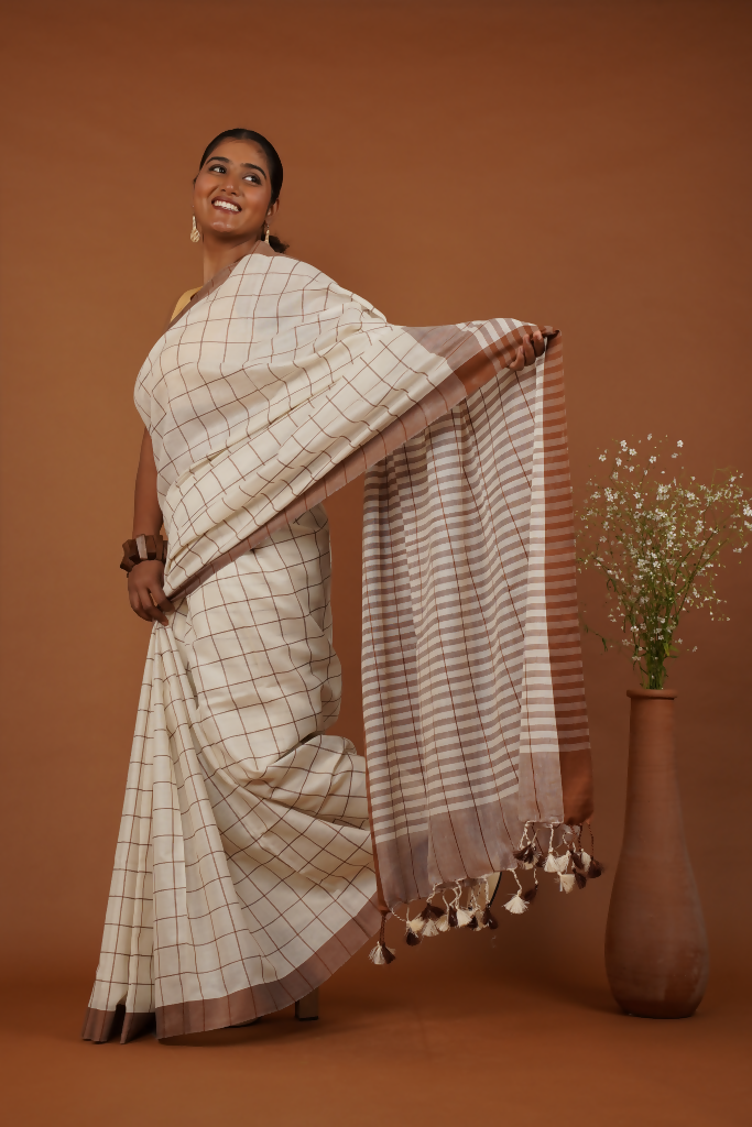 MriduRekha Handwoven Cotton Saree - Ivory & Cocoa | SHOBITAM