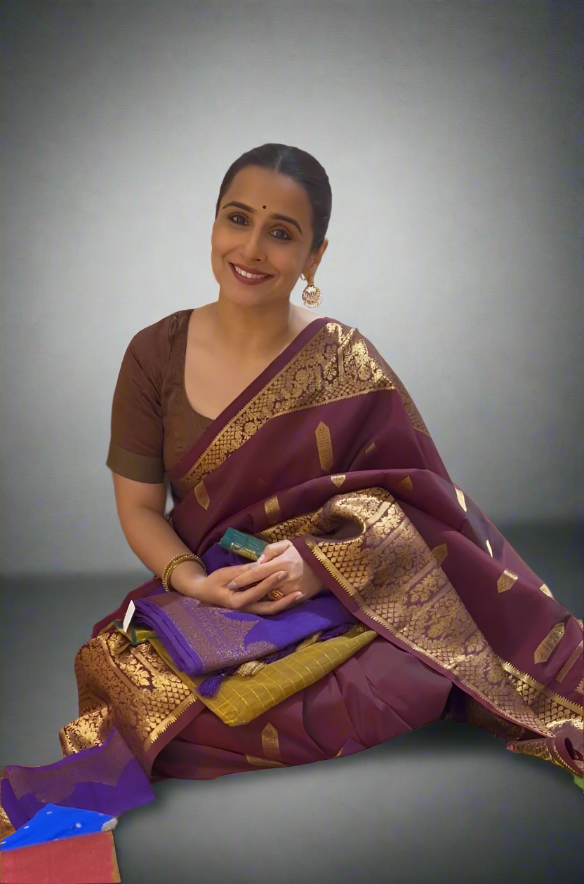 Stunning Maroon Vidya Balan Pure handwoven Gadwal Silk Saree with Grand Pallu and Ornate Arches Zari Border | SILK MARK CERTIFIED