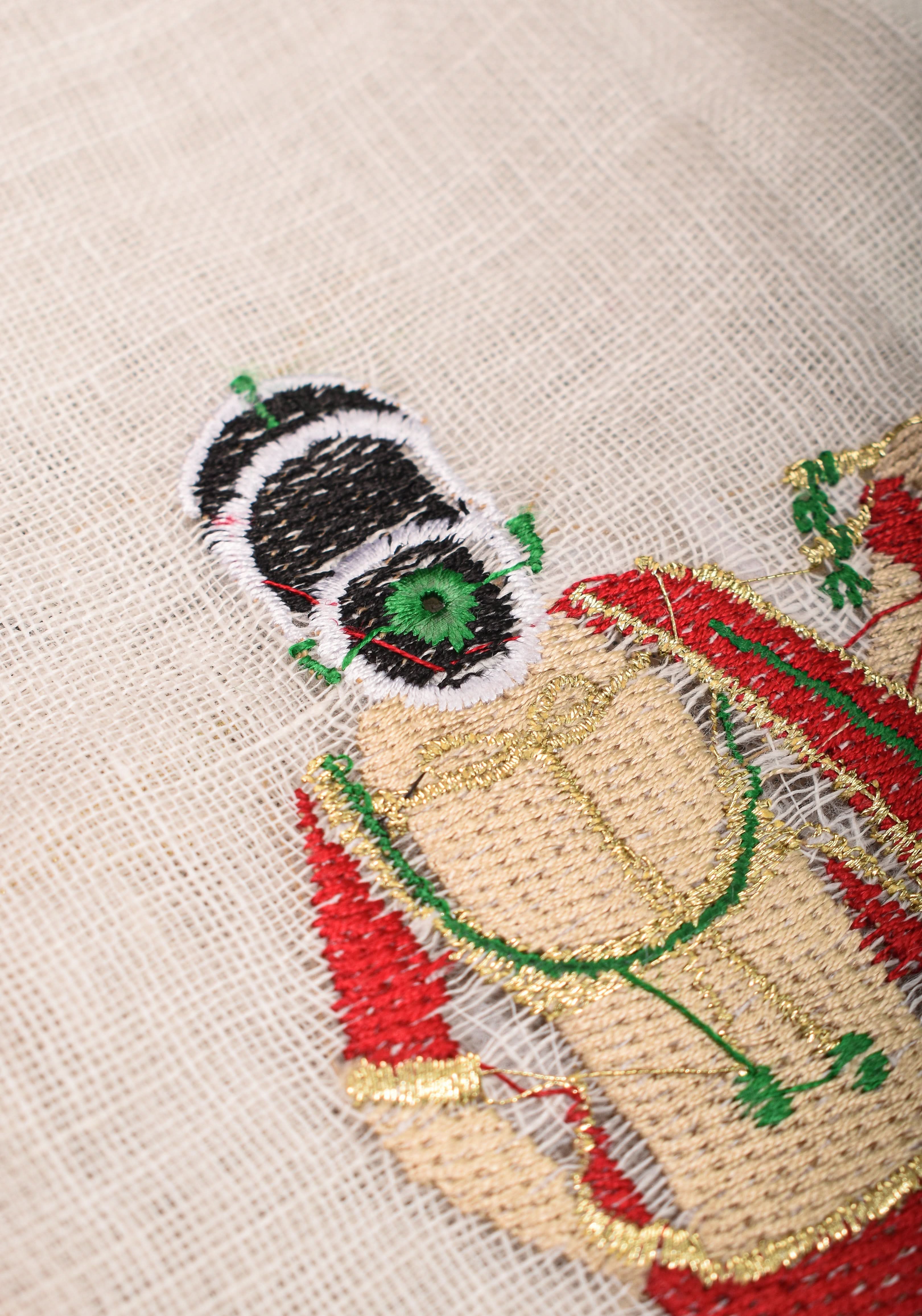 Vidya Balan Dandiya Embroidery on Off White Pure Linen by Linen Saree with Green Borders | Shobitam