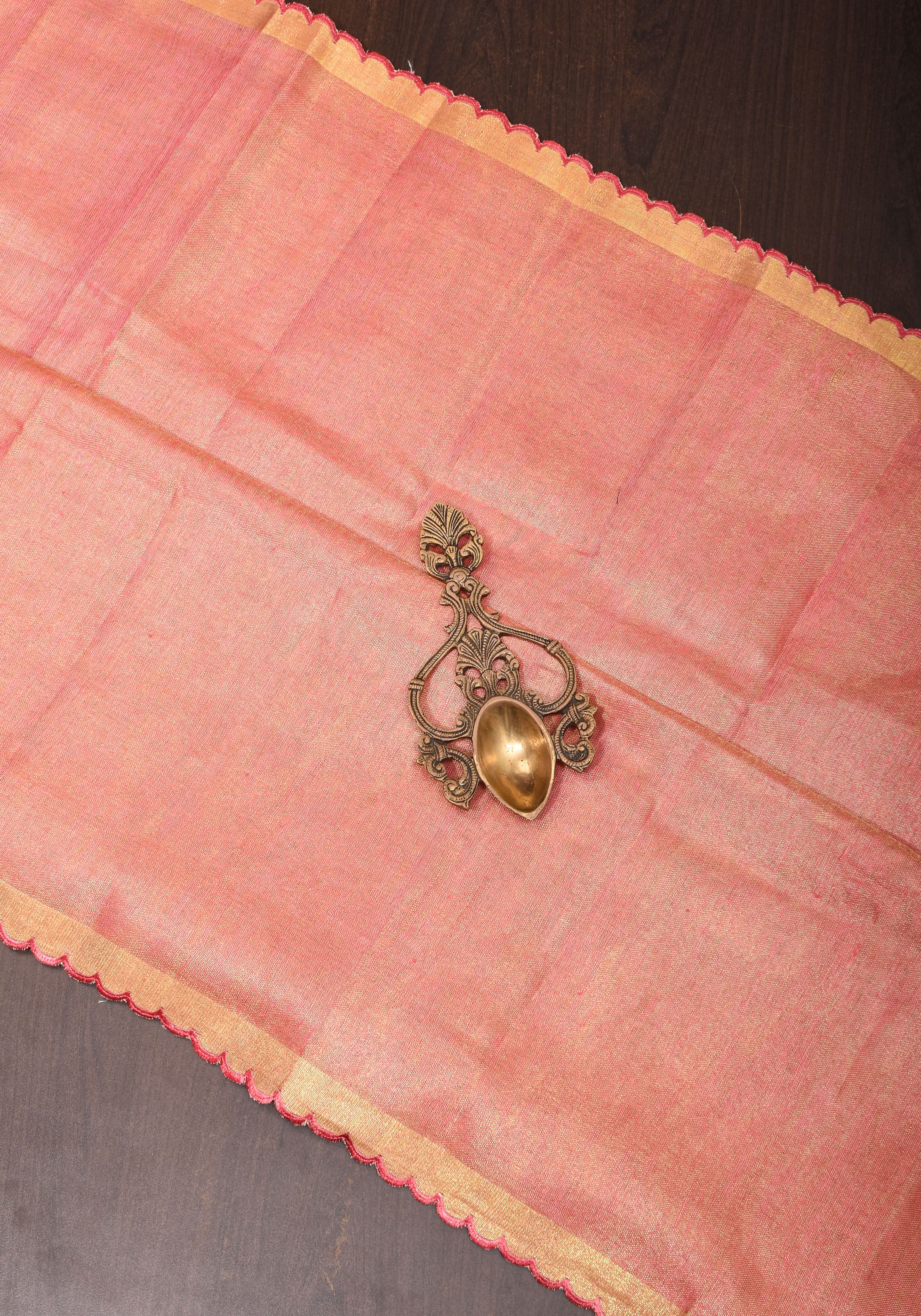 Pink tone Scalloped Tissue Linen Saree and golden border | Shobitam Saree