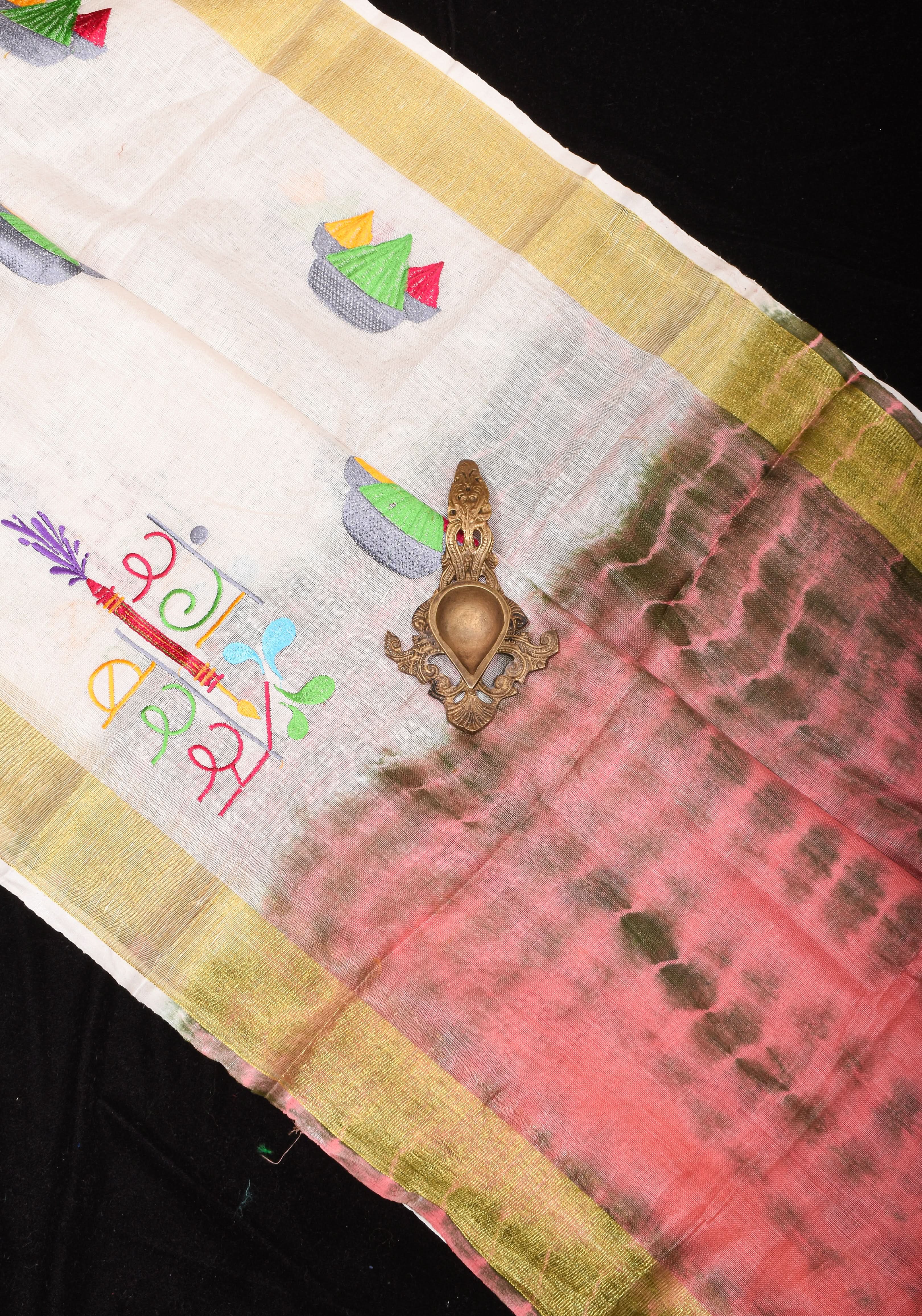 Rang Barse: Holi Theme Embroidered Linen Saree with Rang and Pichkari motifs! Vidya Balan Special Holi Saree | Shobitam