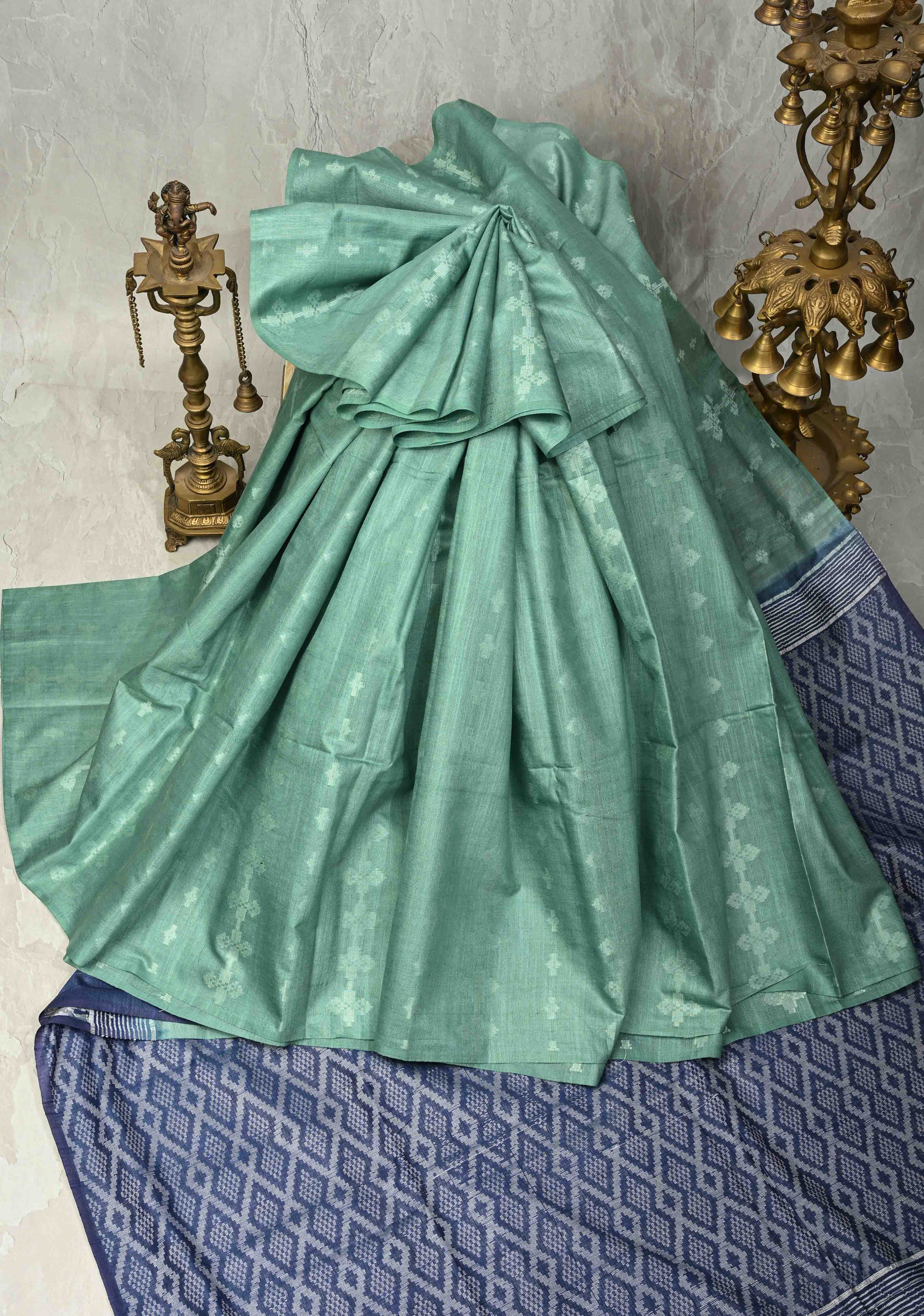 Seafoam Green Borderless Semi Tussar Saree with Thread Stripes-Buttas and Contrast Pallu | Shobitam