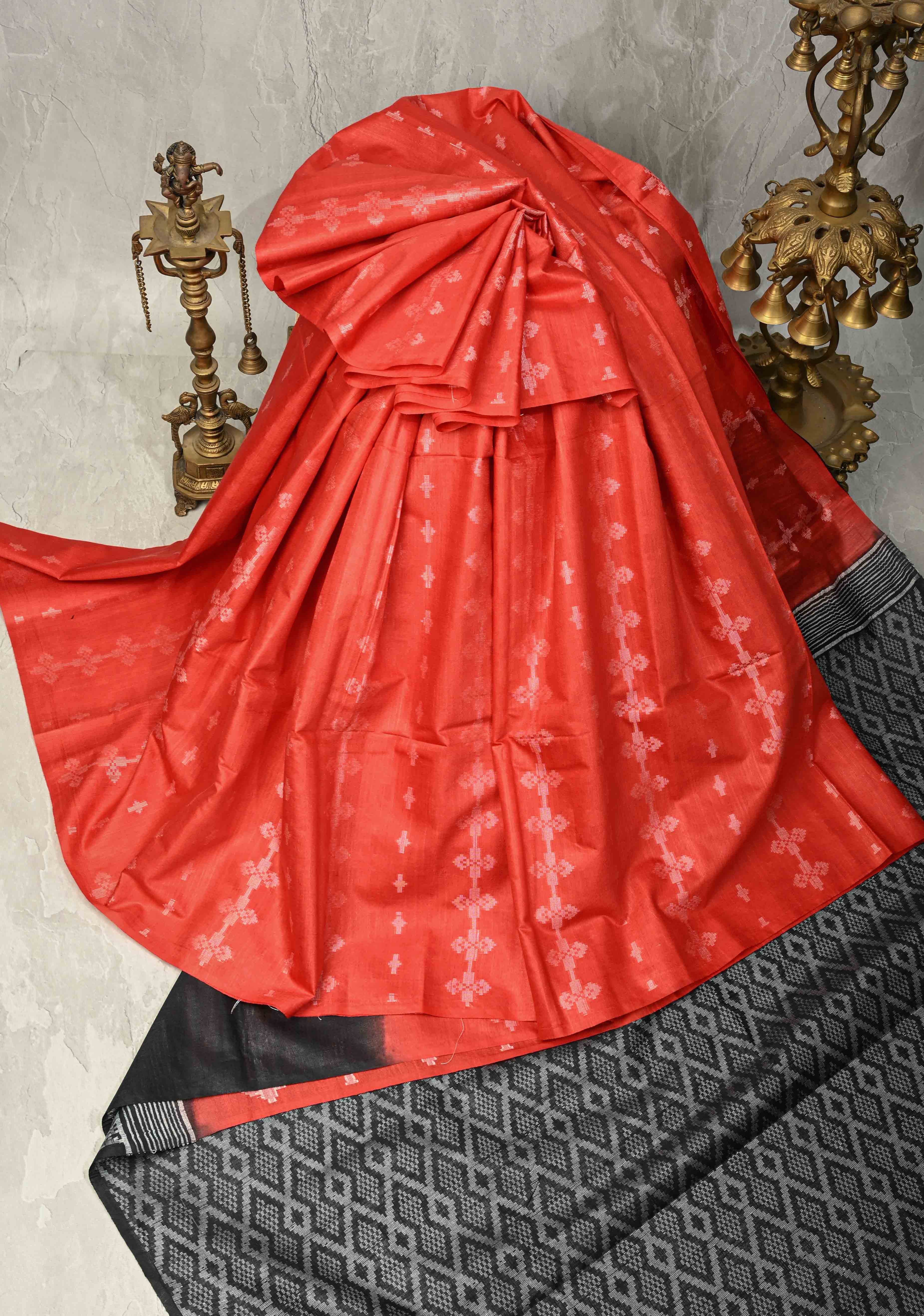 Vermilion Red Borderless Semi Tussar Saree with Thread Stripes-Buttas and Contrast Pallu | Shobitam