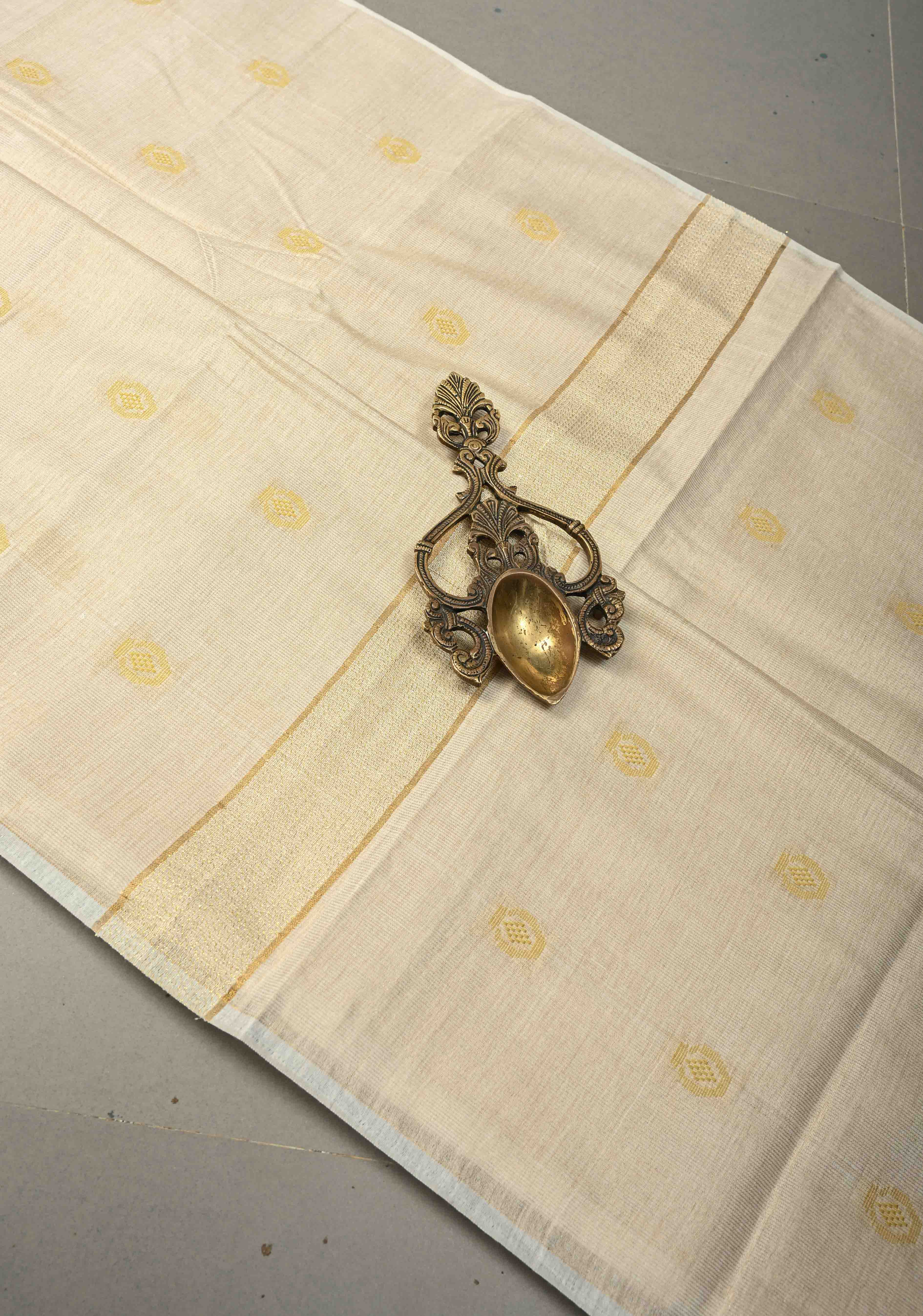 Ivory Borderless Semi Tussar Tissue Saree with Thread Buttas | Shobitam