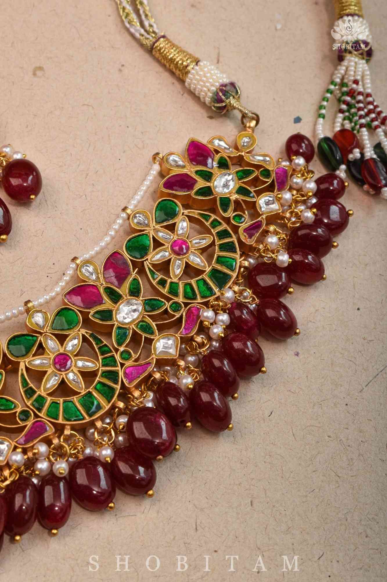 Exquisite Ahmedabadi kundan Chand Design Choker and Earrings Set | Shobitam Jewelry