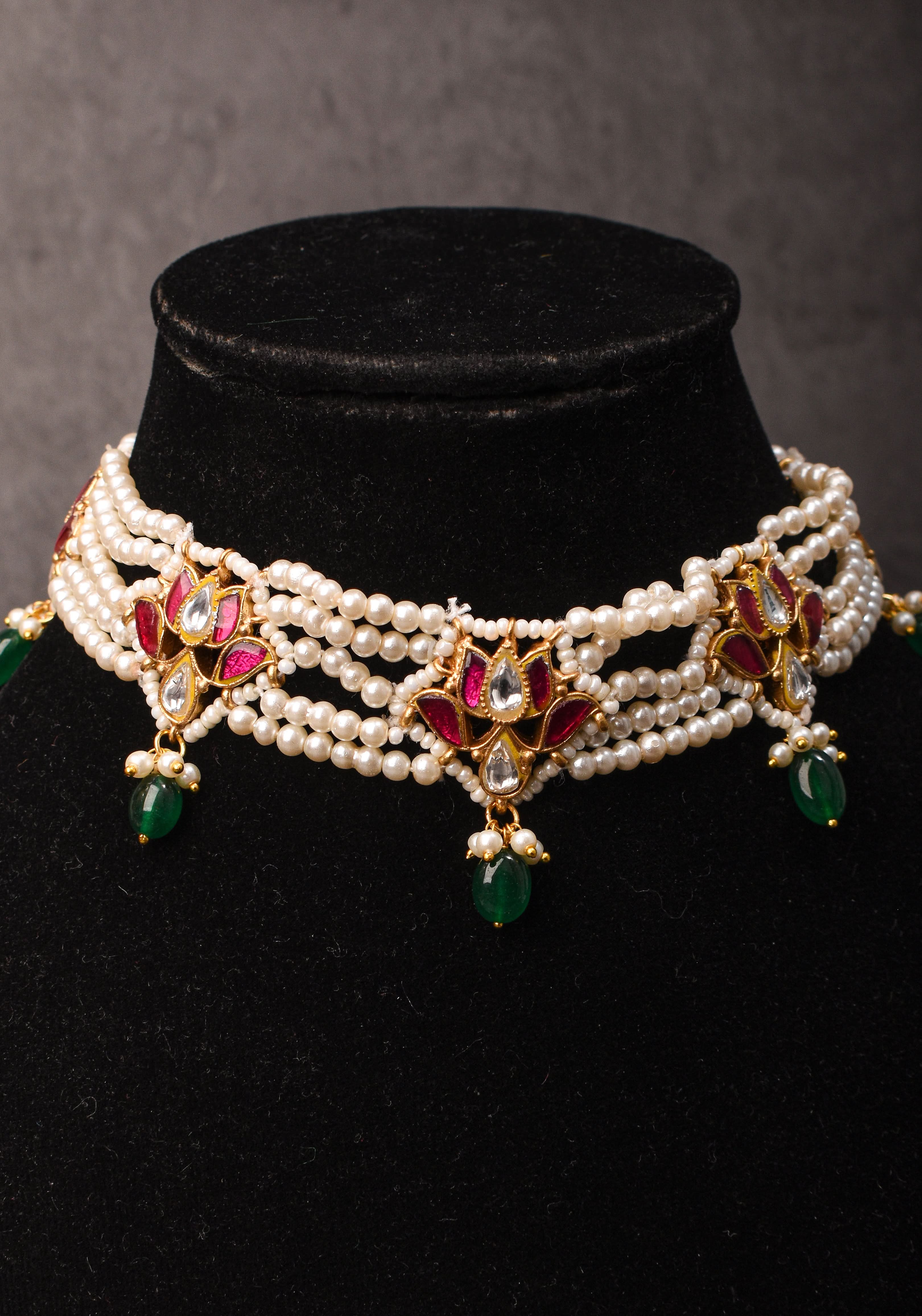 Charming Kemp Lotus on 5 row dainty beads Choker Set | Shobitam Jewelry