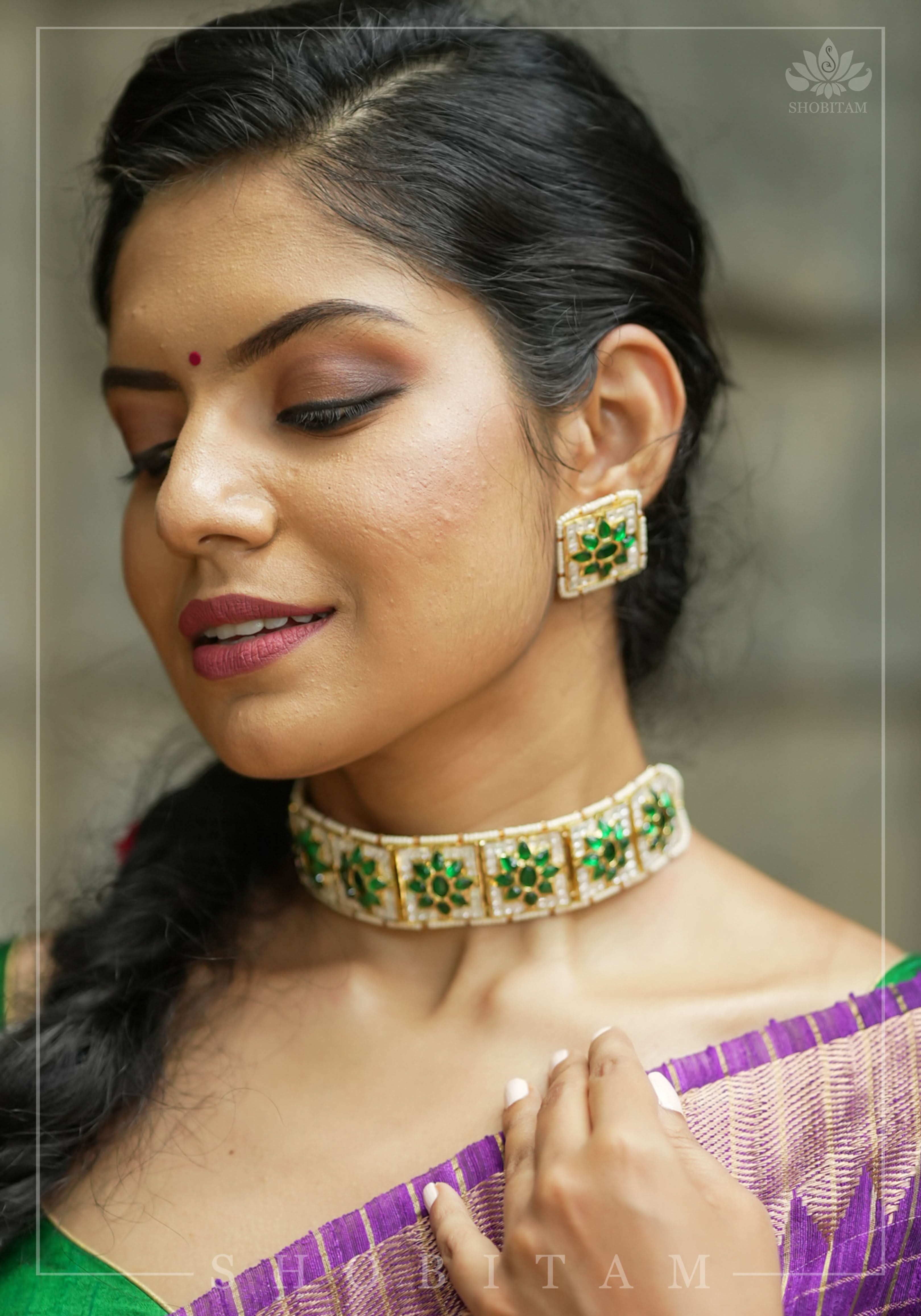 Ahmedabadi Jadau Choker Set in White & Green Stones | Shobitam Jewelry