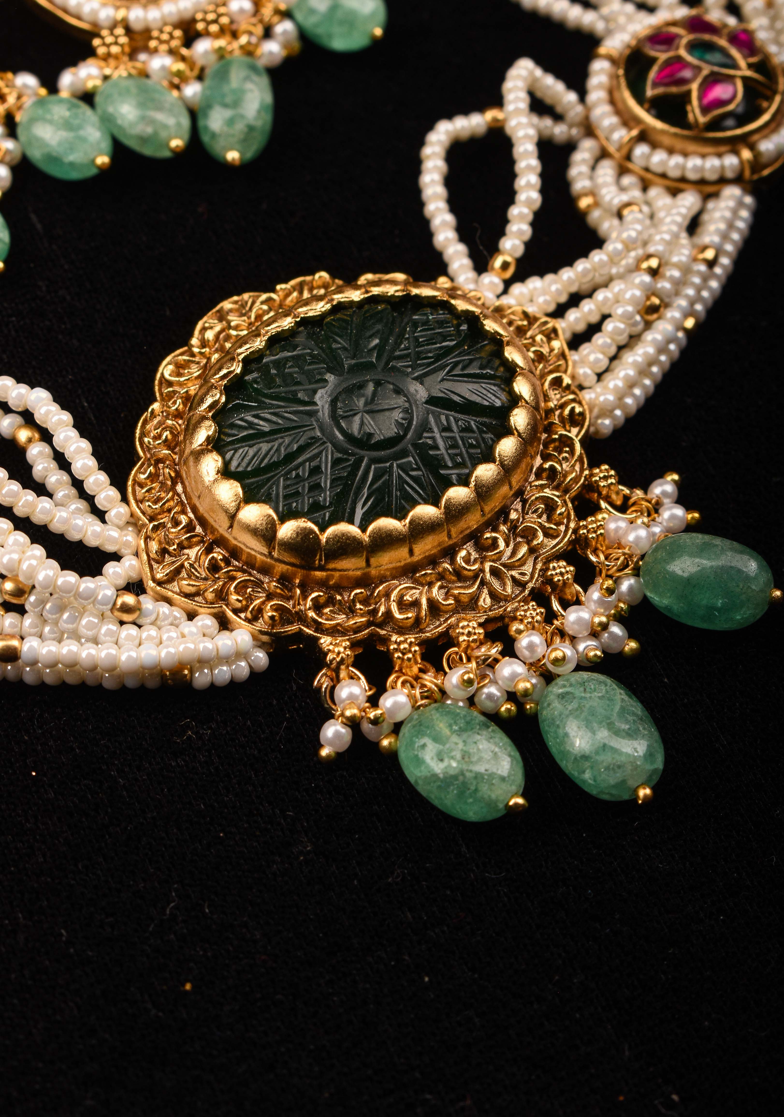 Antique Jadu Choker Set With Green Carved Stone | Shobitam Jewelry