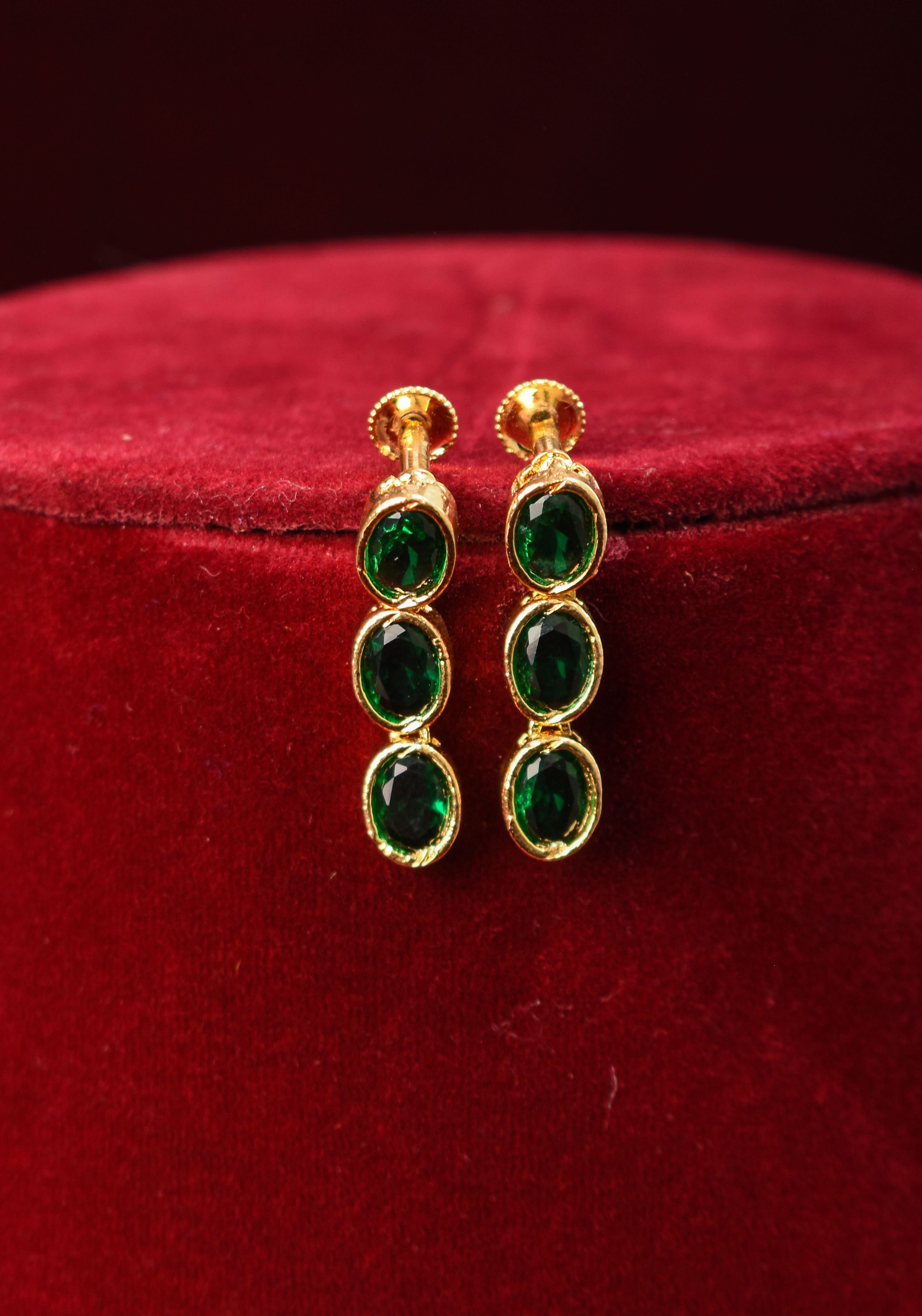 Green Stone Necklace with 3 strands of oval stones and matching earrings | SHOBITAM