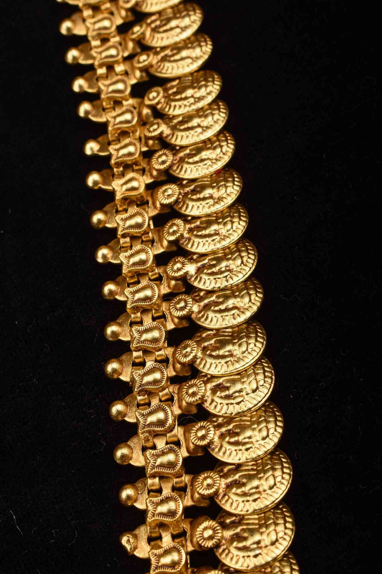 Vintage Style Lakshmi Coin Necklace with Kemp Stone Floral Design Pendant