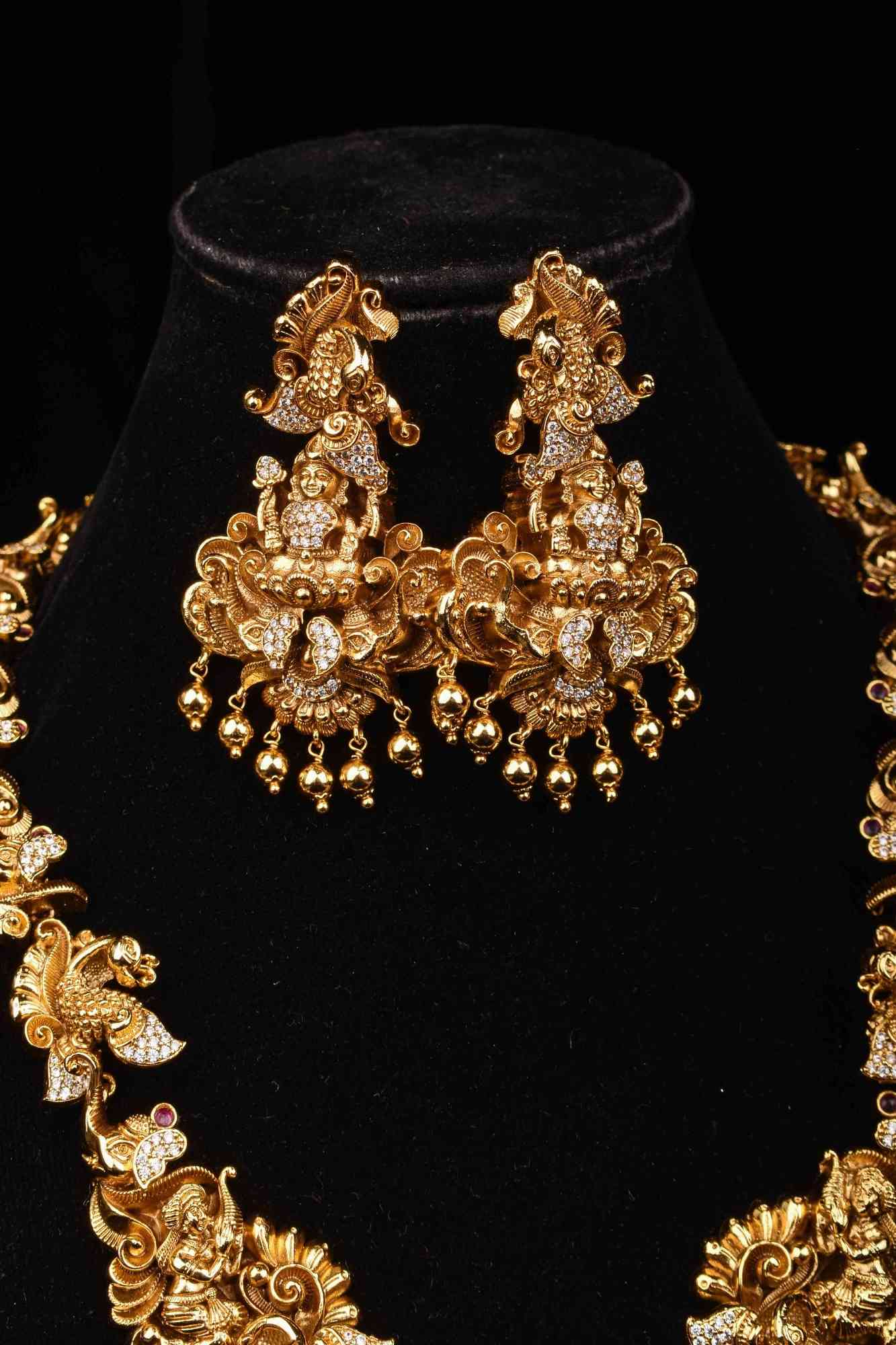 Antique Mid-Haram Set with 3D Lakshmi and Peacock Motifs