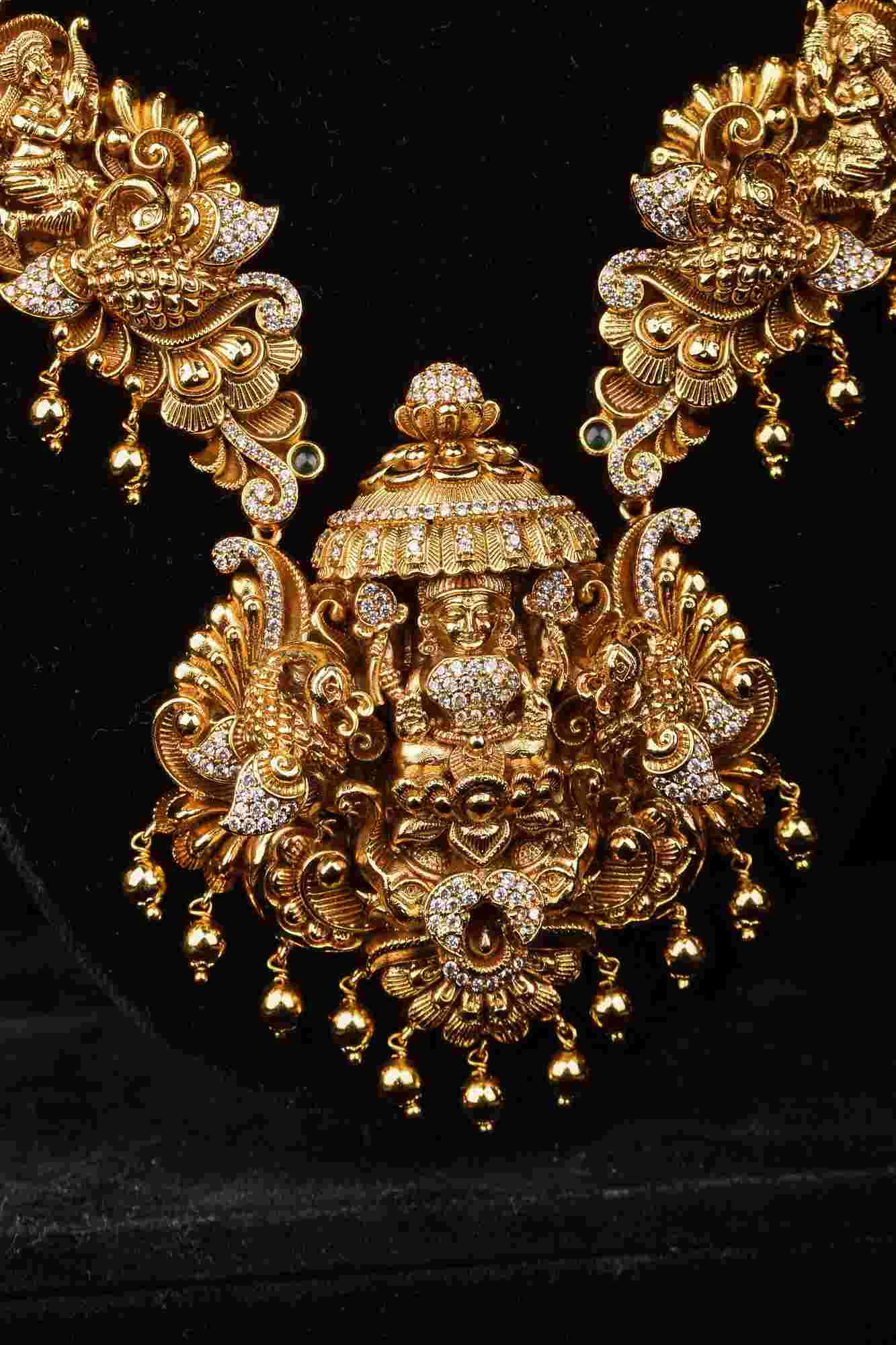 Antique Mid-Haram Set with 3D Lakshmi and Peacock Motifs