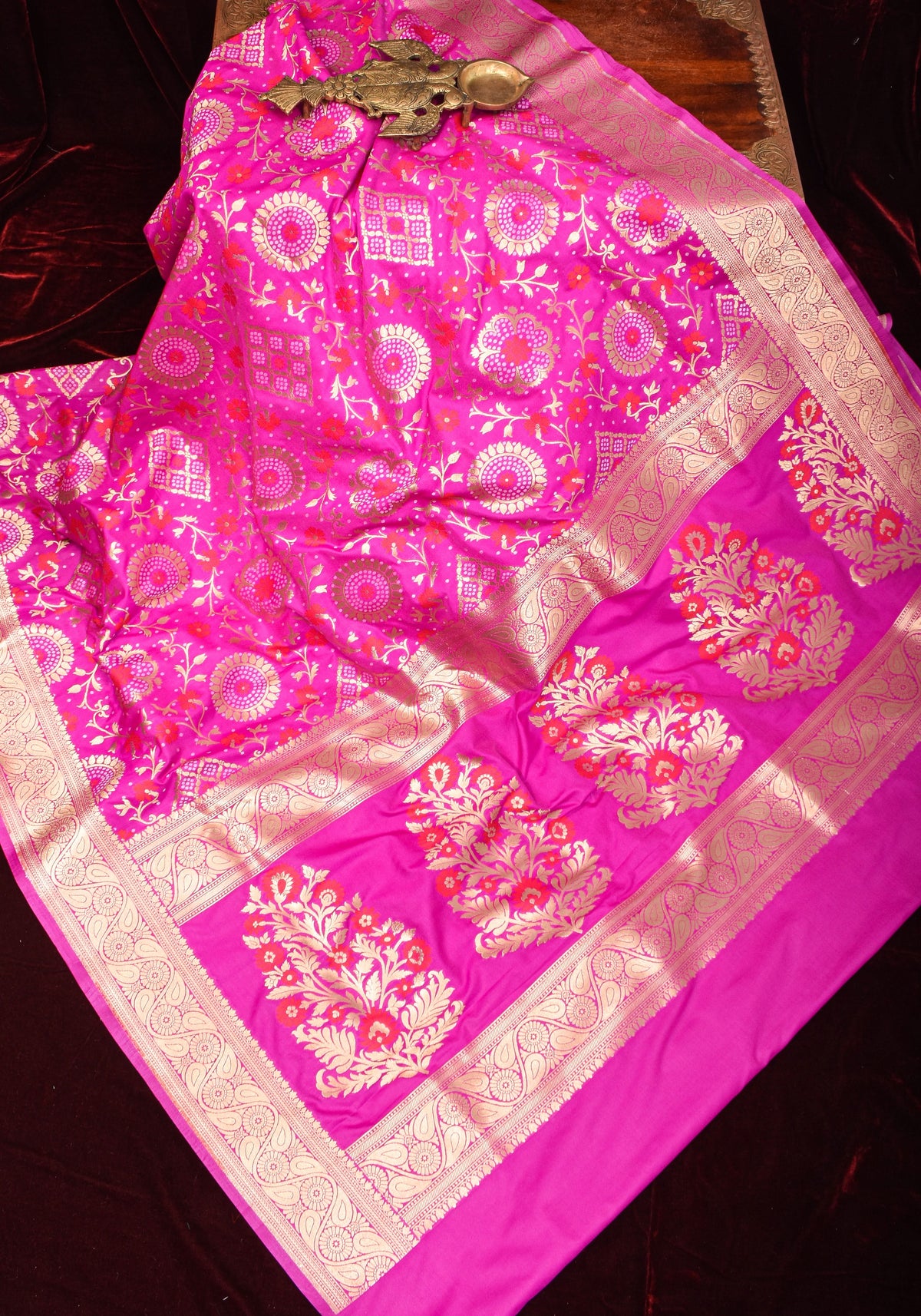 Exquisite Fuchsia Semi Silk Saree with Floral jaal Meenakari Body Zari Border and Pallu