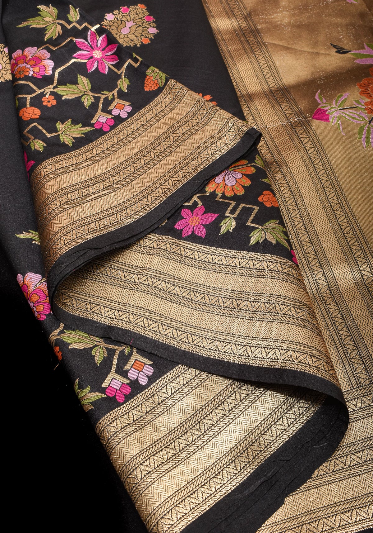 Black tone Exquisite Meenakari Zari Buttas Semi Silk Saree with Skirt zari border and pallu
