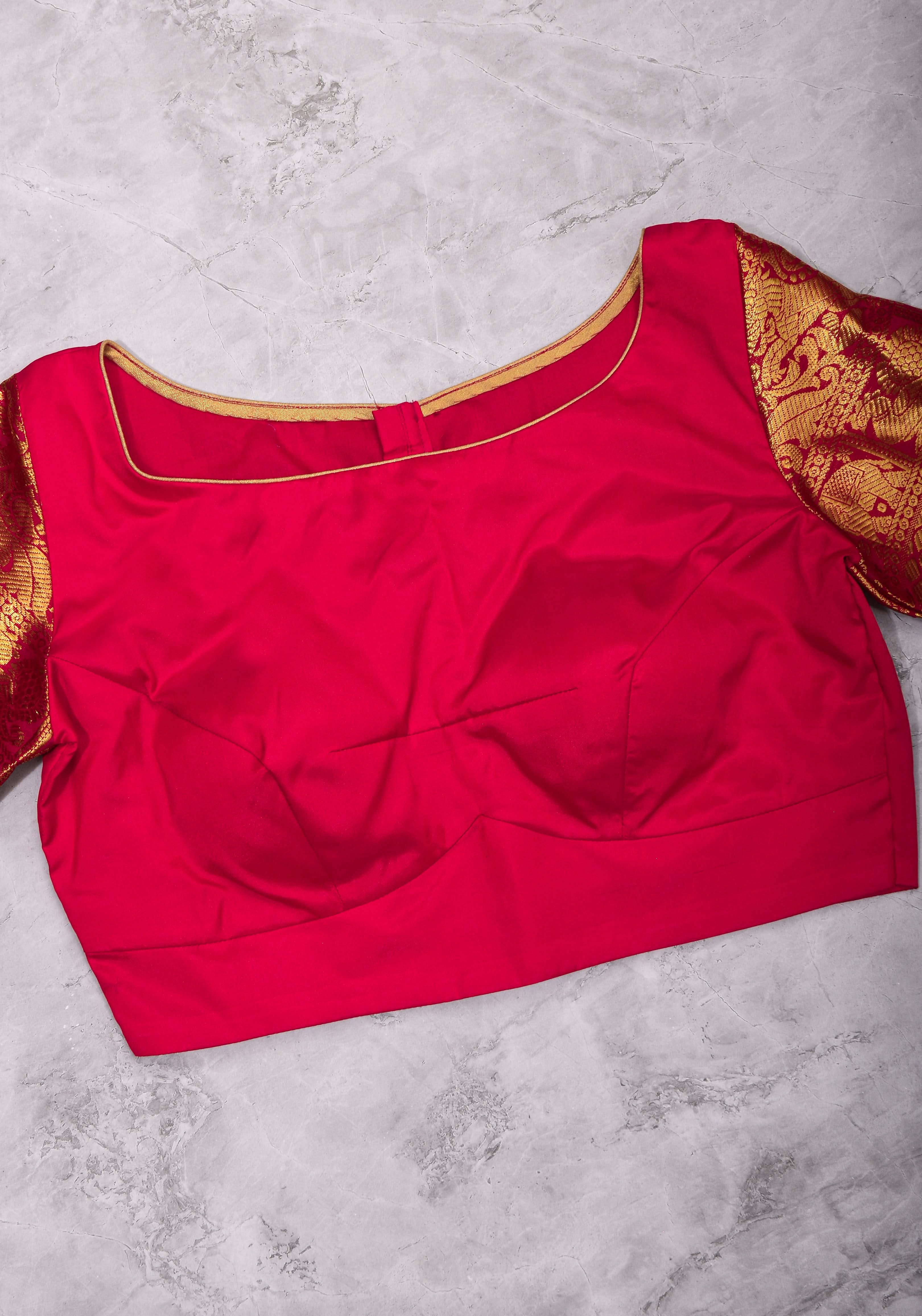 Red kanjivaram Silk Blouse with 3/4th Sleeves Mix and Match Blouse for saree, Made to Order | Shobitam
