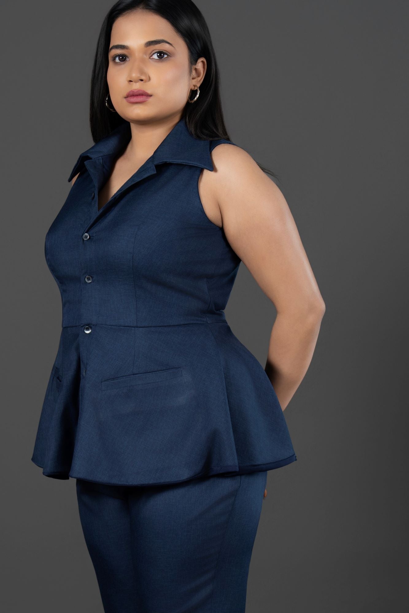 Tailored Poly Viscose Suiting Set Featuring a Structured Waistcoat and Sleek Trousers