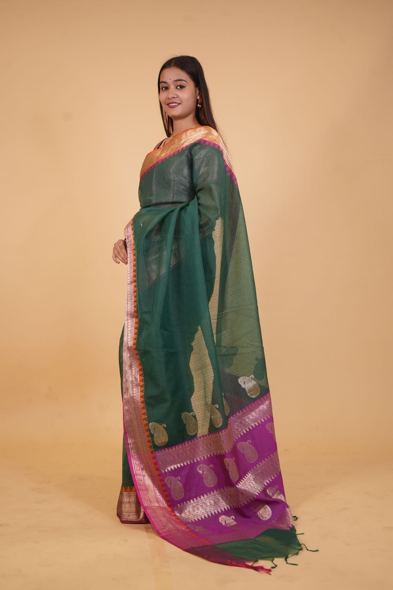 Green Kota Silk With Handloom Zari Border and Contrast Pink Pallu Wrap in 1 minute saree