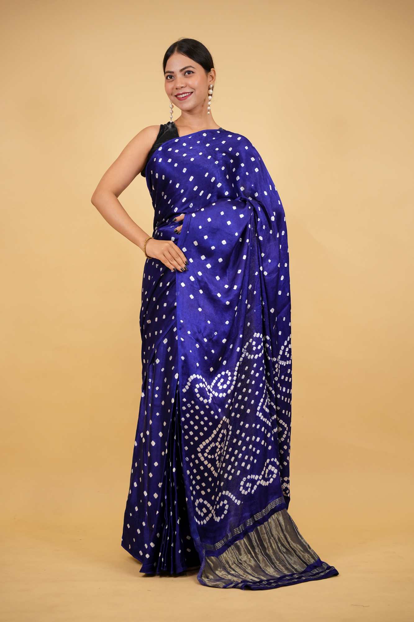 Beautiful Gaji Silk Ek Dani Traditional Bandhani in a stunning navy blue Wrap in 1 Minute Saree
