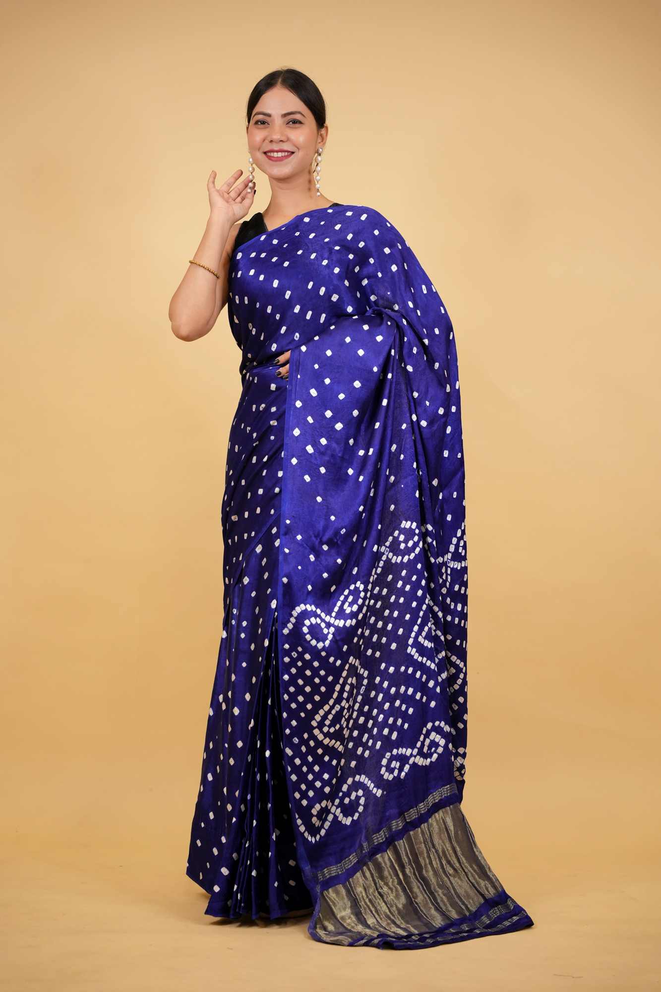 Beautiful Gaji Silk Ek Dani Traditional Bandhani in a stunning navy blue Wrap in 1 Minute Saree