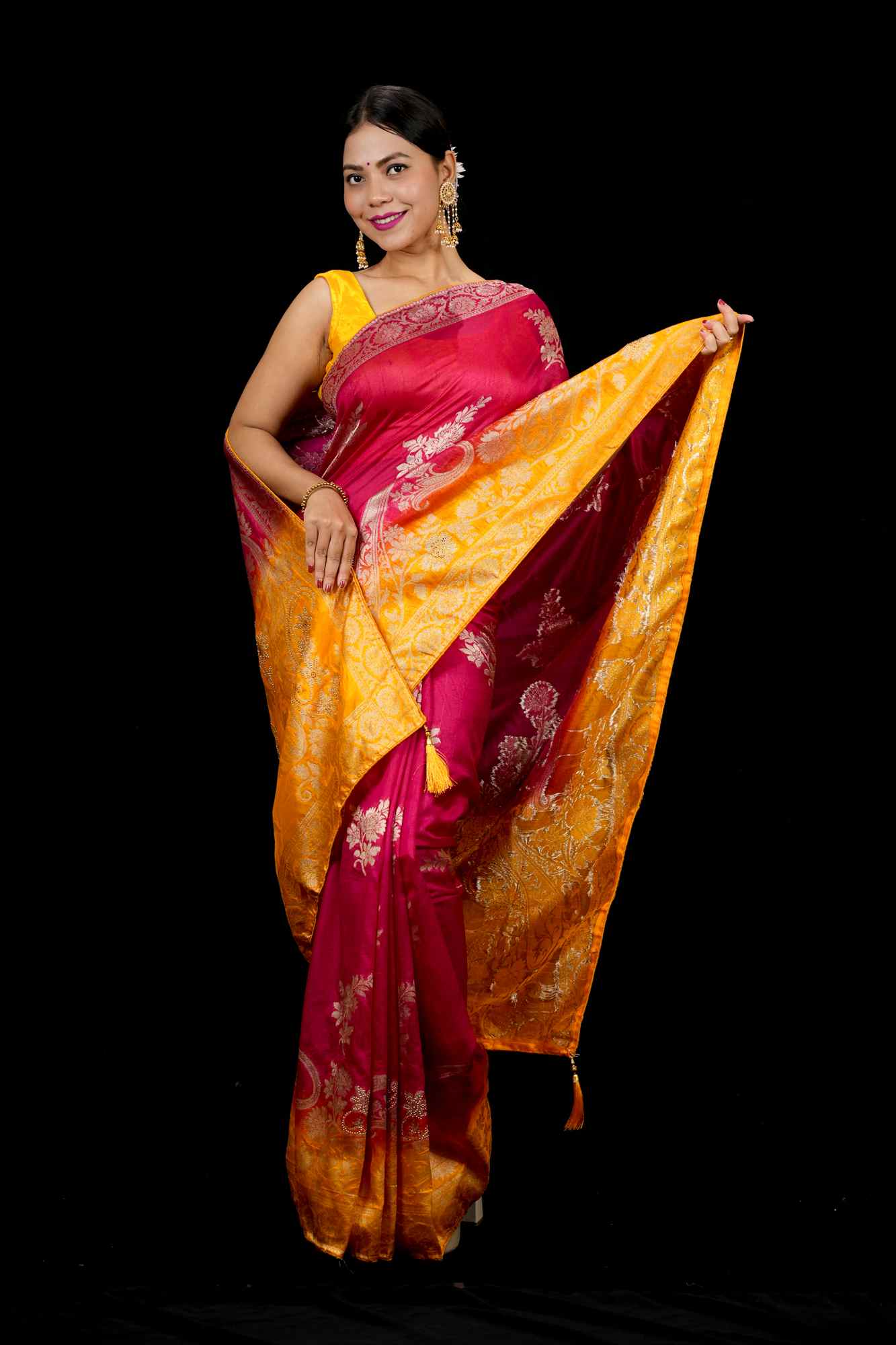 Silk with Floral Butta, Paisley Pallu & Intricate Zari Border Ready To Wear Saree