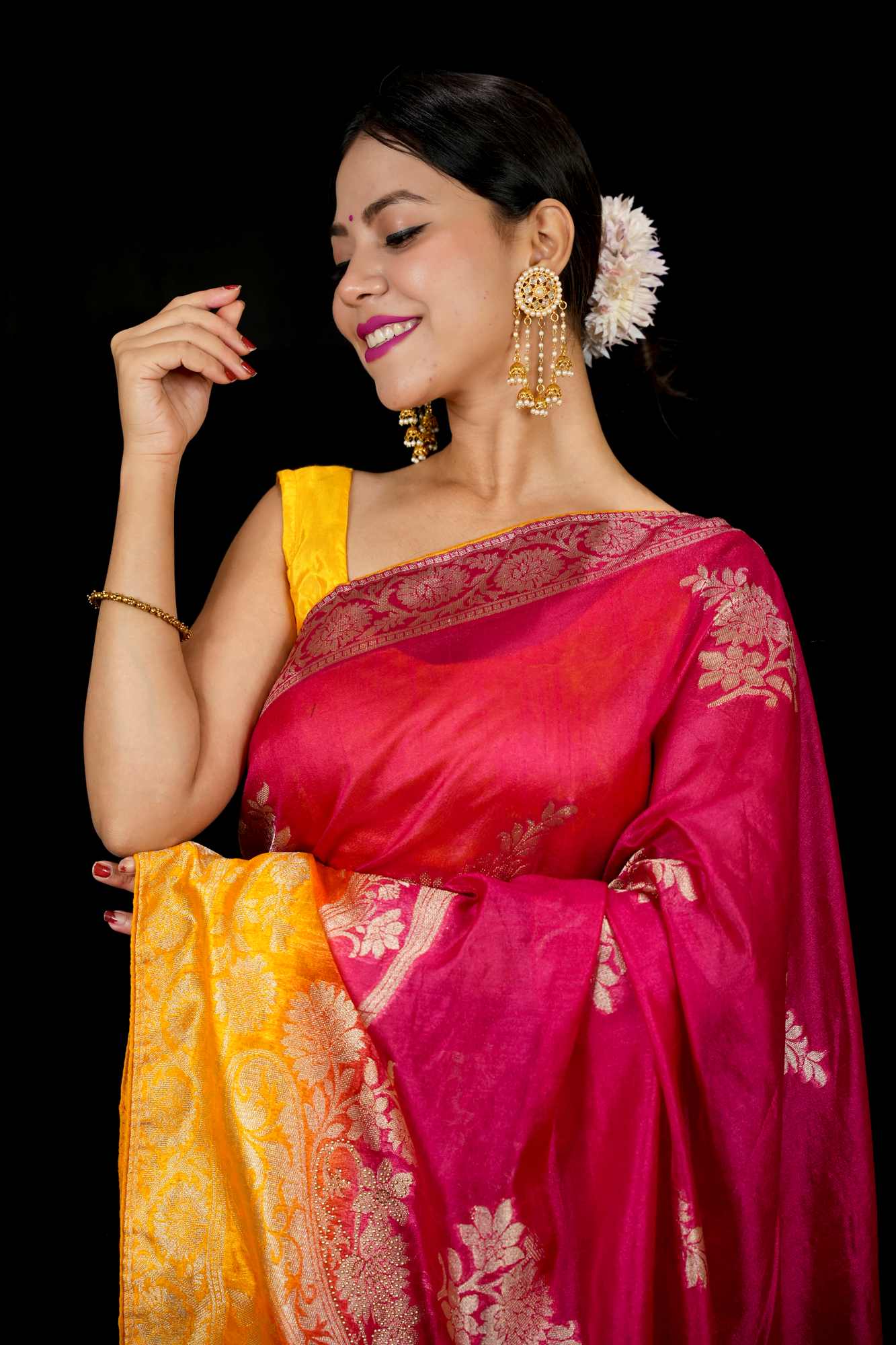 Silk with Floral Butta, Paisley Pallu & Intricate Zari Border Ready To Wear Saree