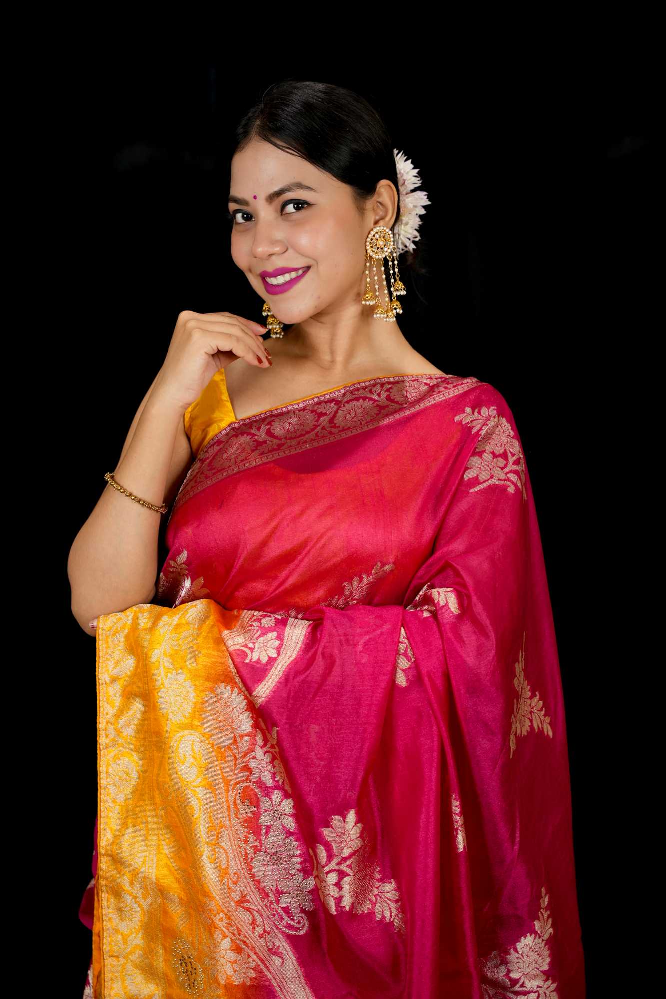 Silk with Floral Butta, Paisley Pallu & Intricate Zari Border Ready To Wear Saree