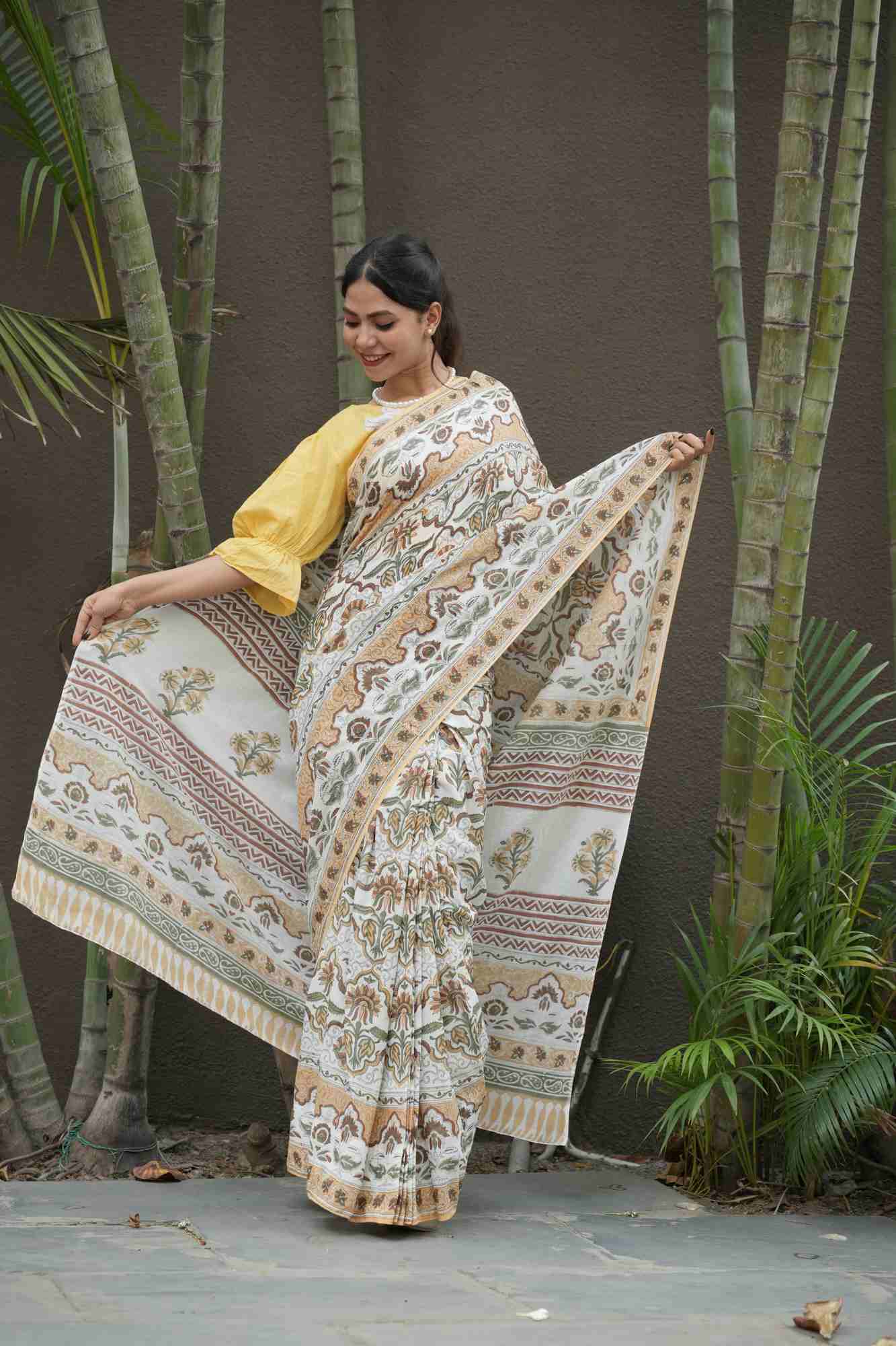 Light weight easy to wear saree floral jaipuri sanganeri mulmul ready to wear saree