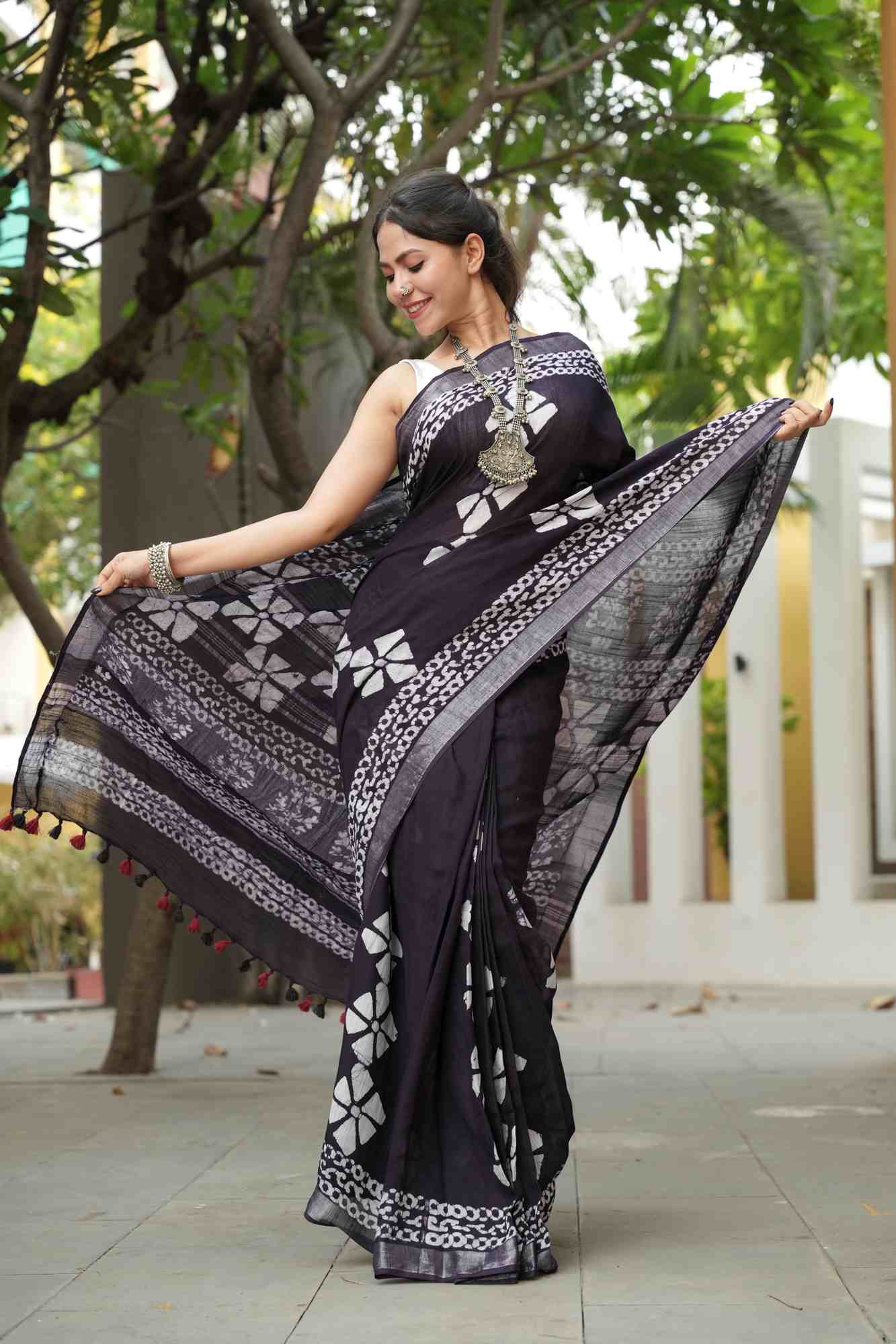 Traditional Jaipuri Print Linen Cotton Ready to wear Saree