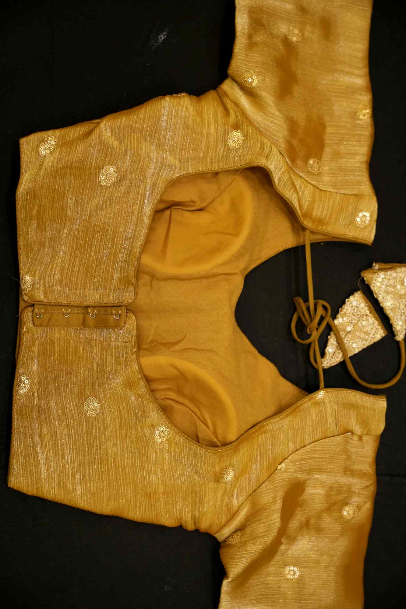 TISSUE Golden SILVER EMBROIDERY WITH V NECK AND PEDDAD BLOUSE