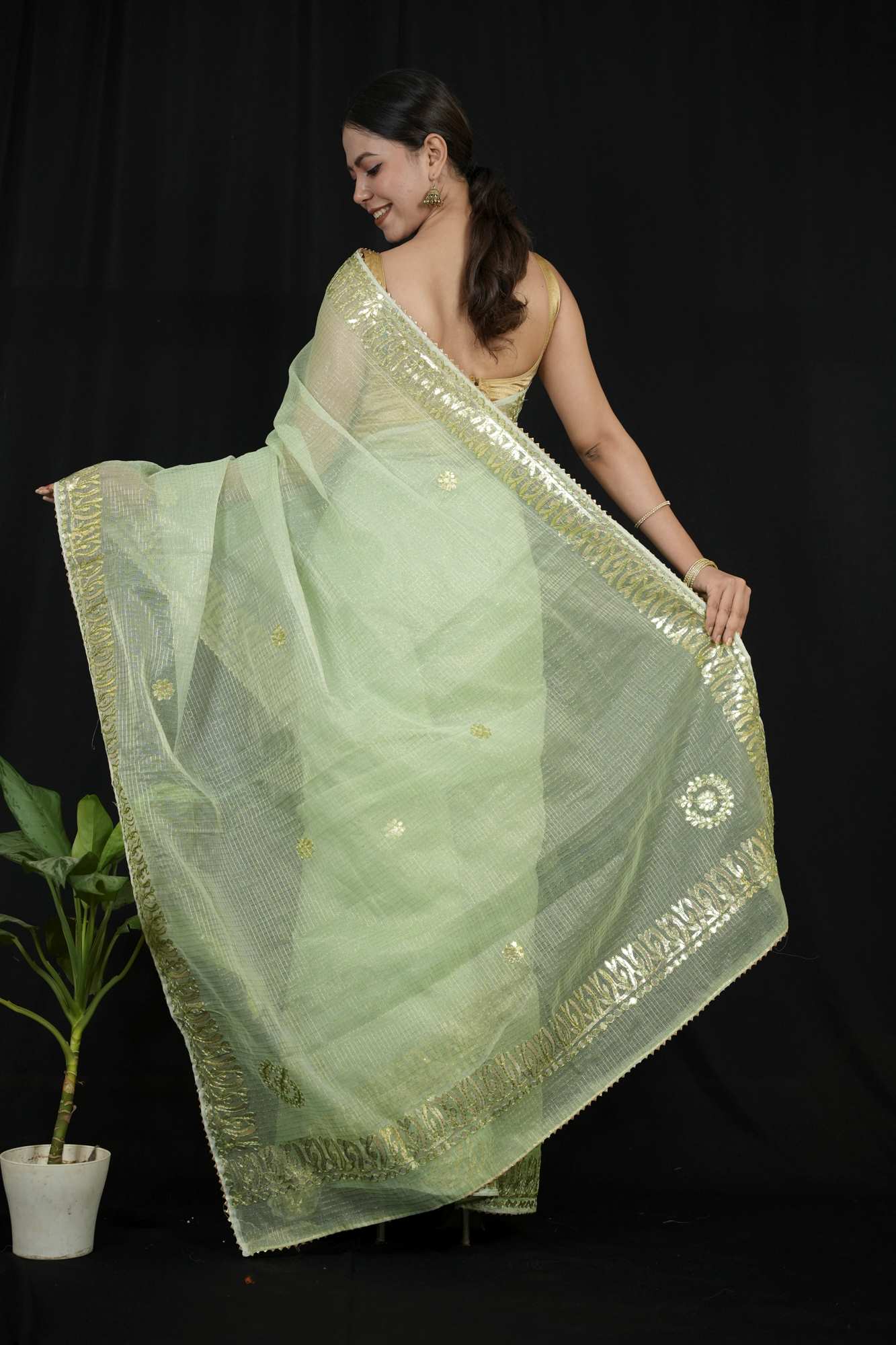 Gorgeous Green Kota Doriya Cotton with Thread Embroidery & beautiful Rajasthani Gota Patti Wrap in 1 minute Saree