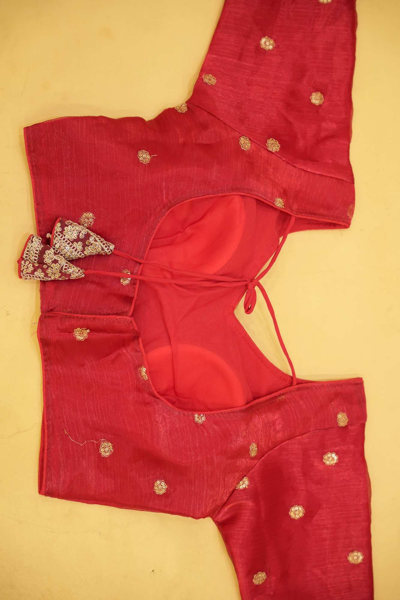 TISSUE SILVER EMBROIDERY WITH V NECK AND PEDDAD BLOUSE