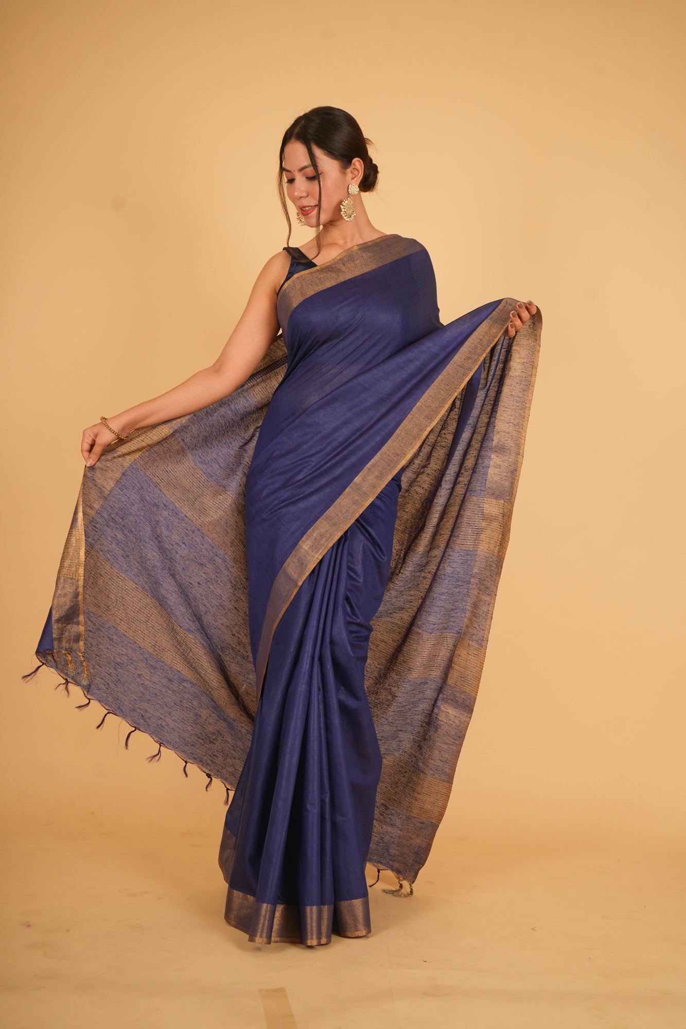 Premium Bapta silk with Zari Border – A Masterpiece Wrap in one minute saree