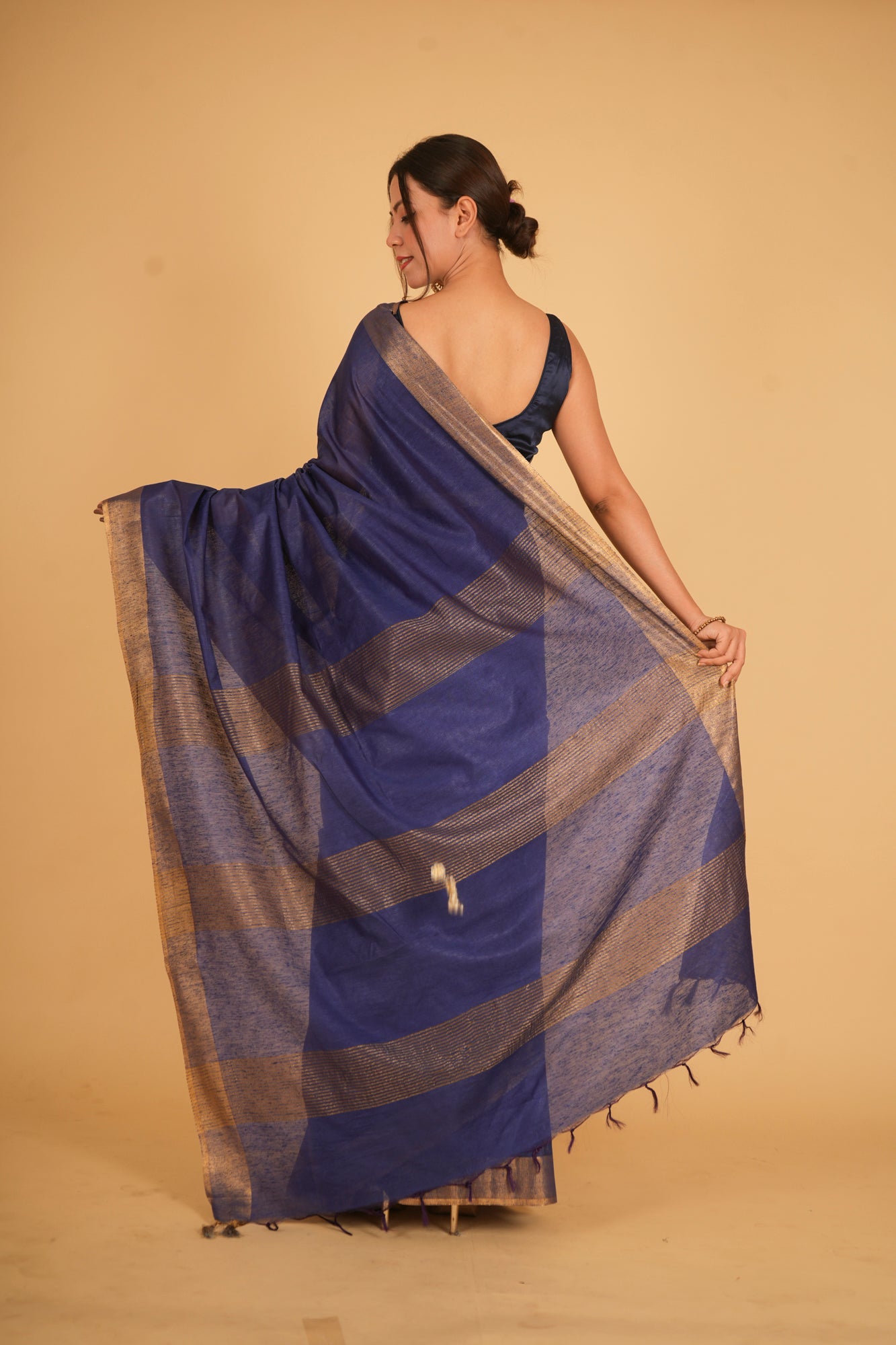 Premium Bapta silk with Zari Border – A Masterpiece Wrap in one minute saree