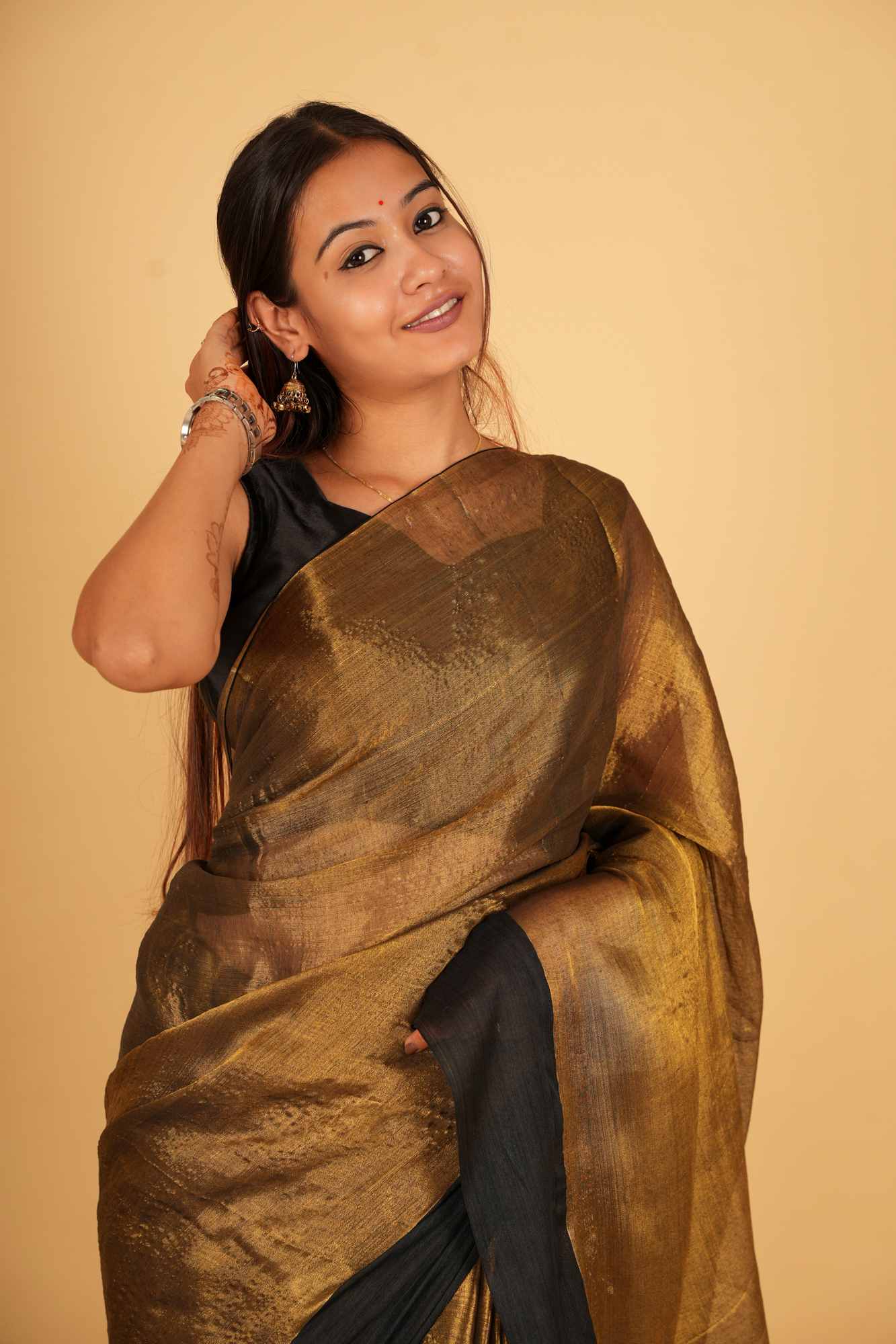 Metallic Tissue With Elegant Black Border Ready To Wear Saree