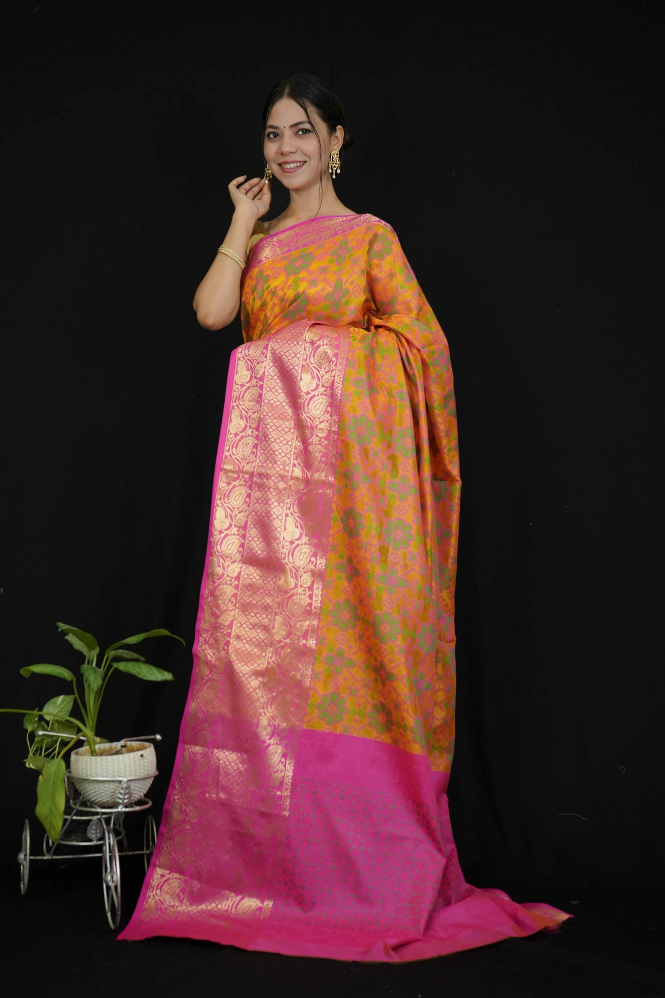 Kanjivaram border patola weave ready to wear saree with ornate pallu