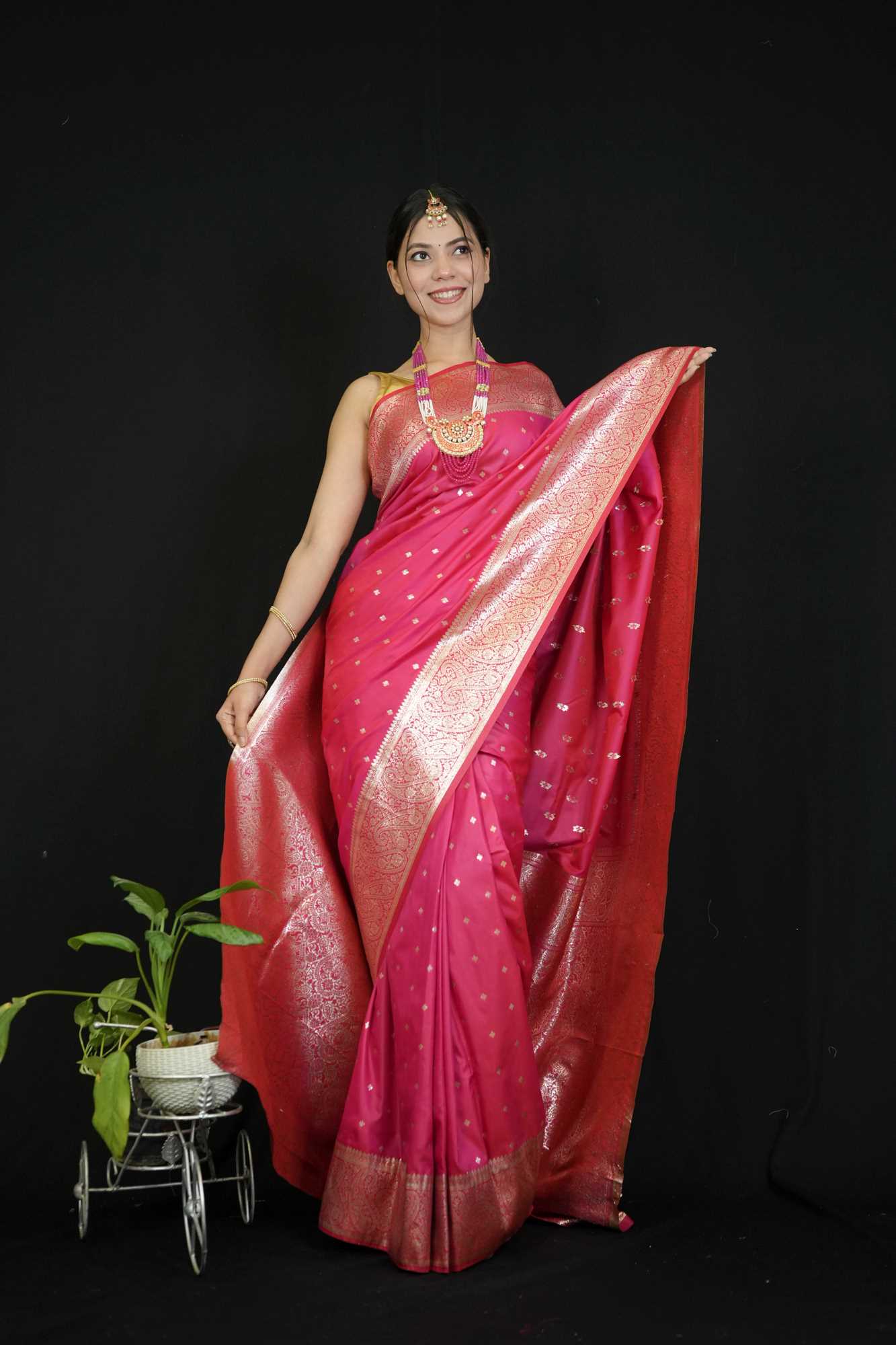 Soft Munga Katan inspired Silk with Rich Pallu , Zari Weaving Border & Handloom Wrap in 1 minute Saree