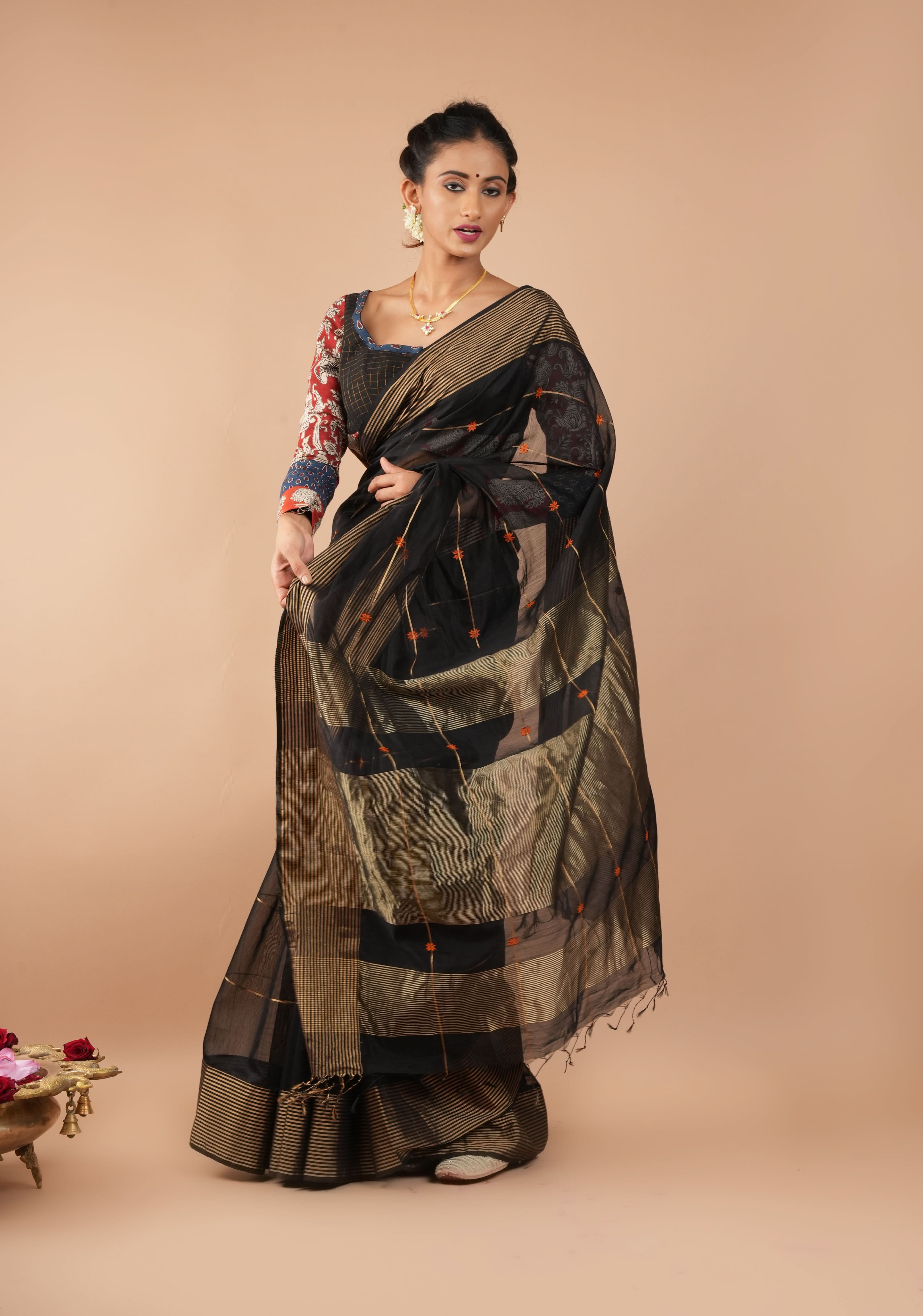 Black Handwoven Zari Stripes Maheshwari Silk Cotton Saree | Shobitam