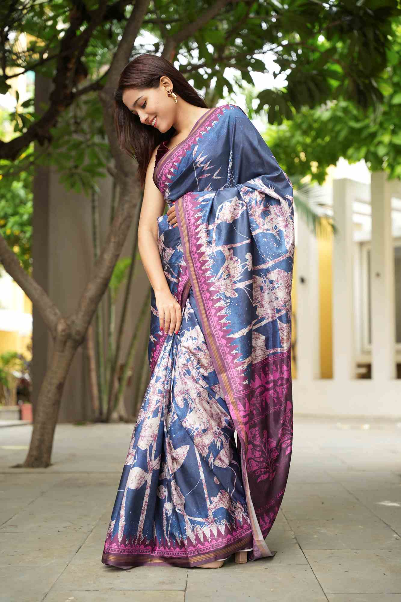 Indigo Bloom Crepe with Abstract Floral & Geometric Prints Ready To Wear Saree