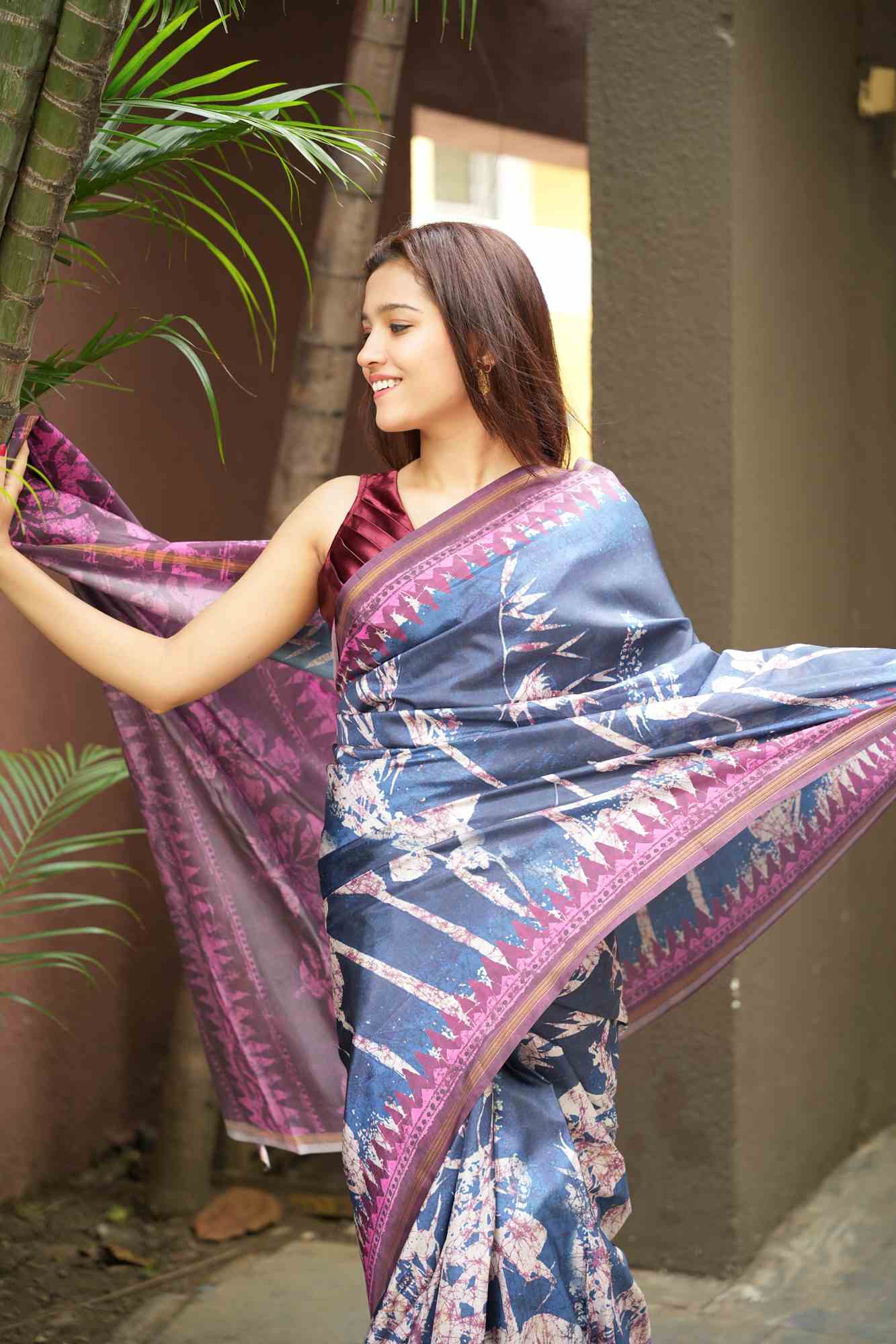 Indigo Bloom Crepe with Abstract Floral & Geometric Prints Ready To Wear Saree