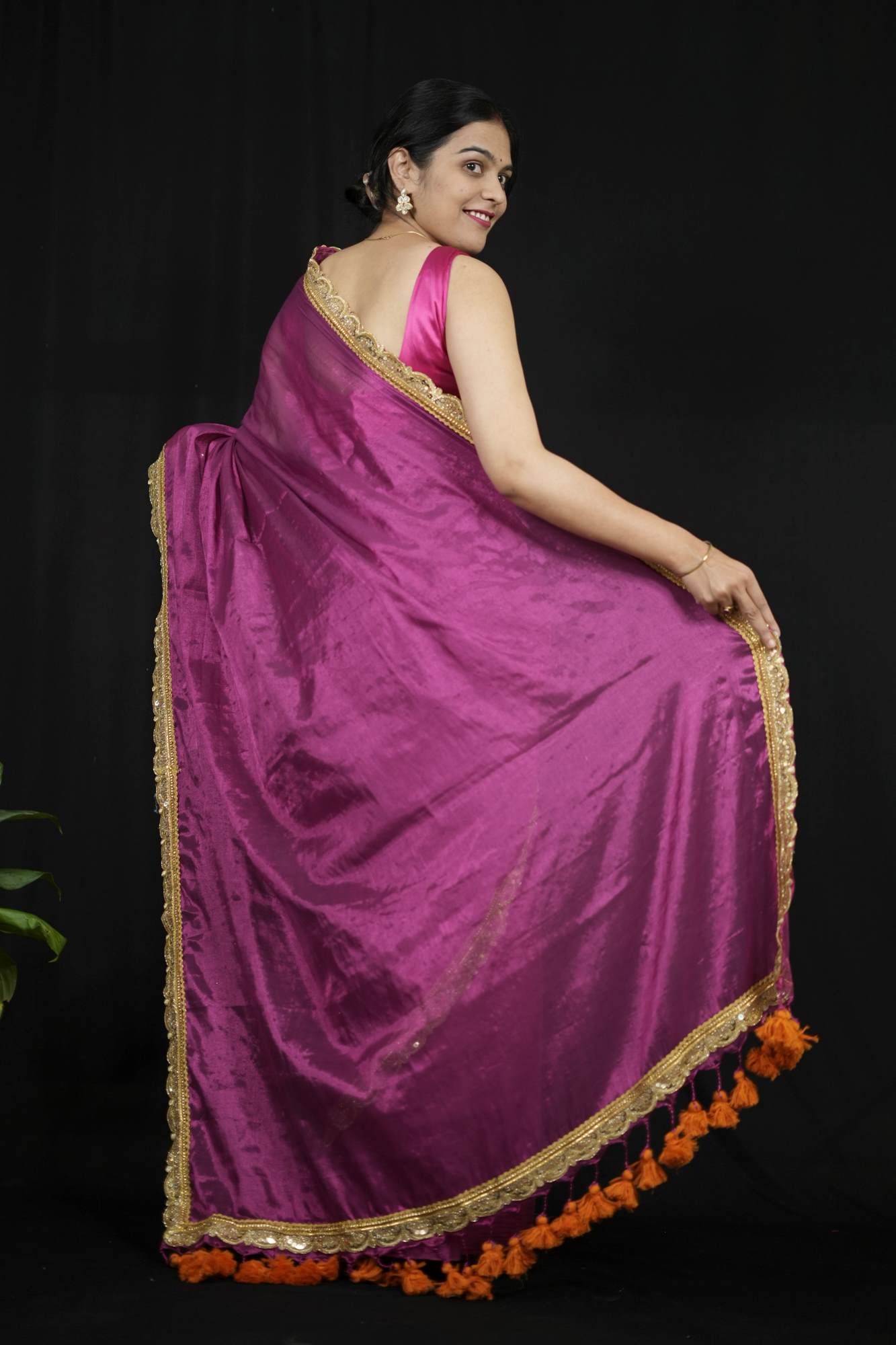 Raga Tissue Linen with Embroidered Border & contrast tassel On pallu Wrap in 1 Minute saree
