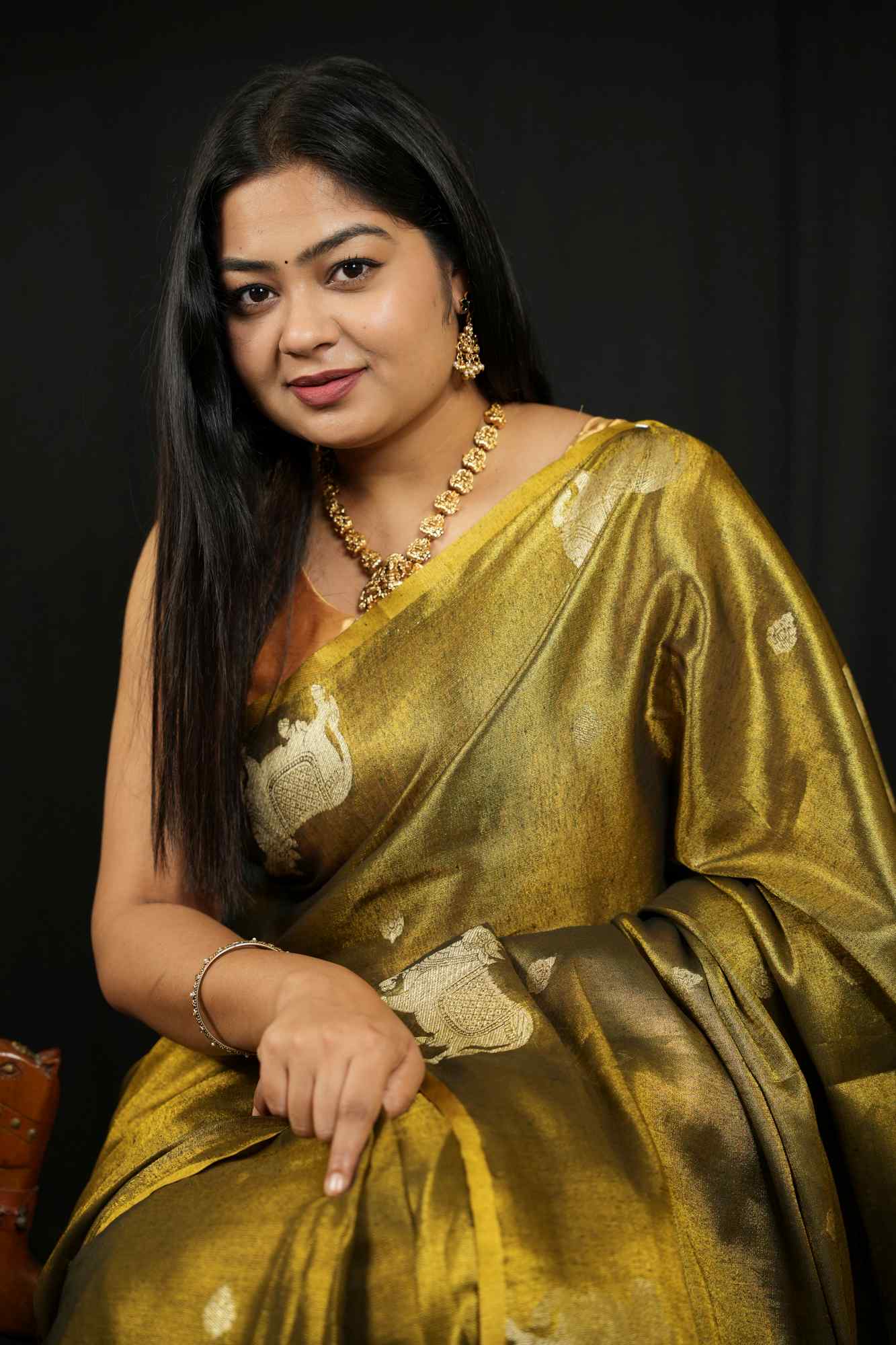 Green Zari Tissue with Intricate Nandi Motifs Ready To Wear Saree