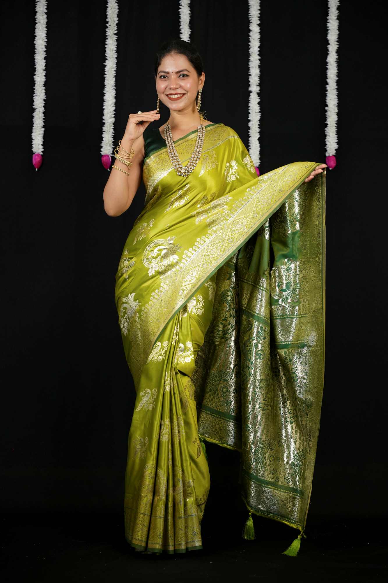 Jaal Pakshi Weave Banarasi prestitched saree