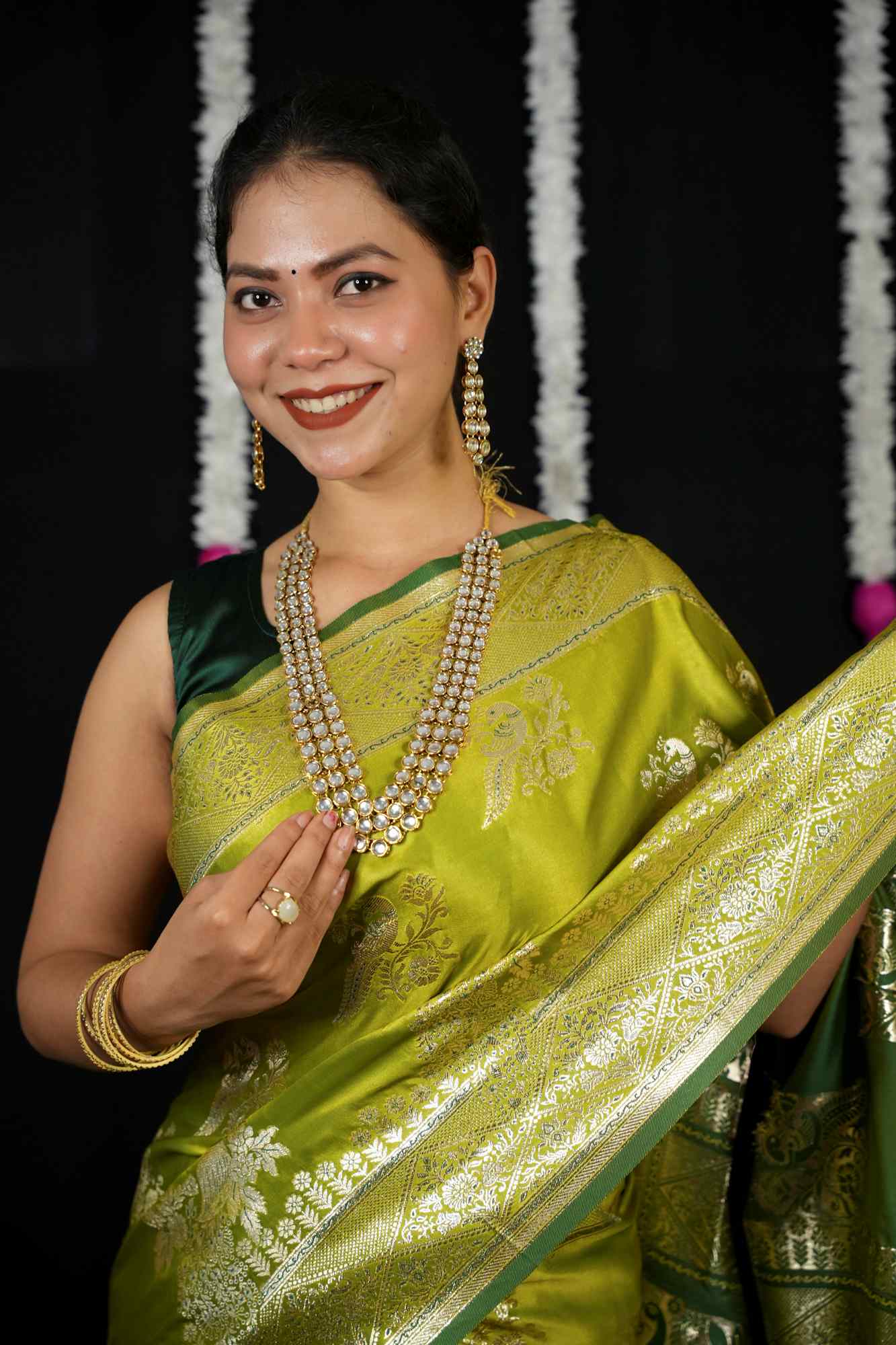 Jaal Pakshi Weave Banarasi prestitched saree