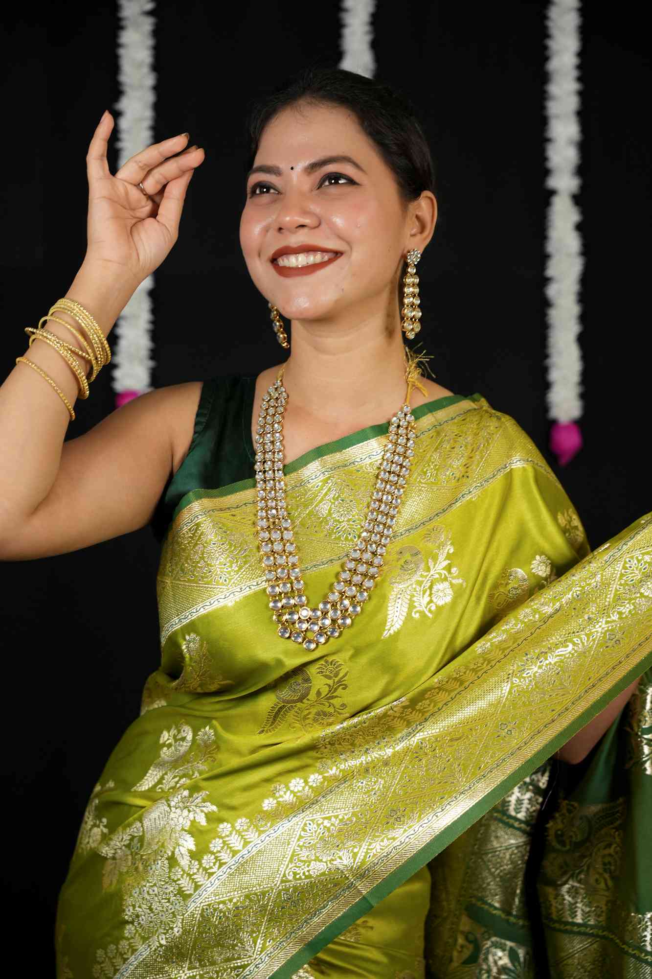 Jaal Pakshi Weave Banarasi prestitched saree