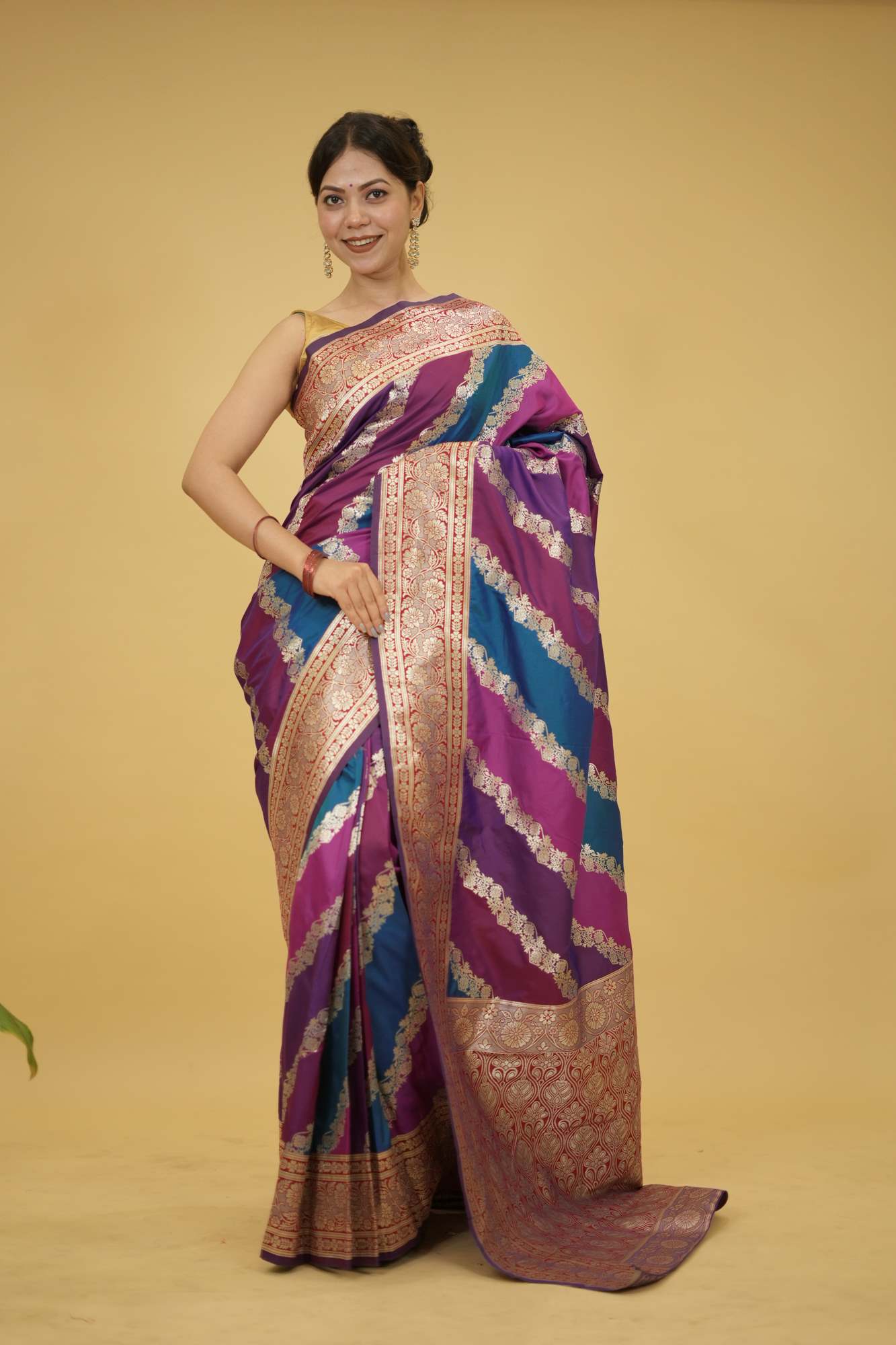 Multicolour Woven Banarasi Silk Handloom in Kadwa Weaving with Rich Pallu Ready To Wear Saree