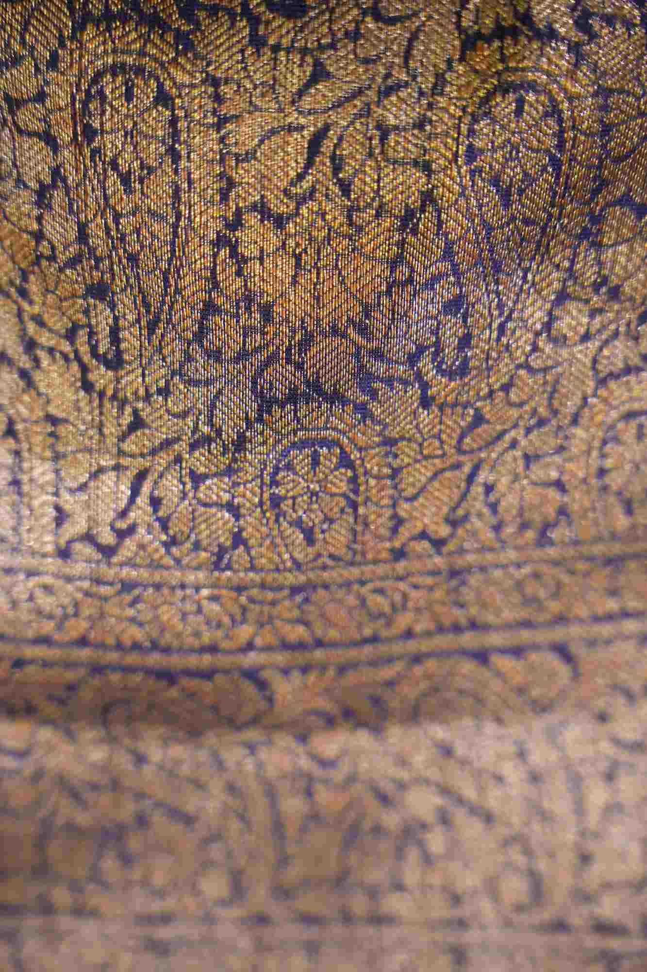 Banarasi with Rich Pallu, Zari Border & Handloom Wrap Ready To Wear Saree