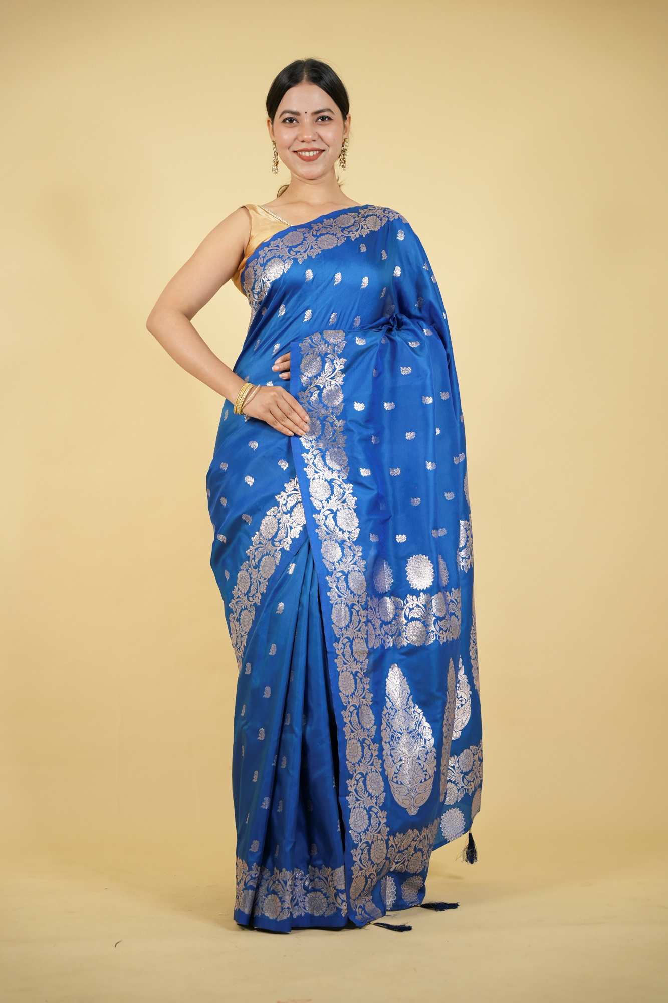 Banarasi with Intricate Zari Weave Ready To Wear Saree