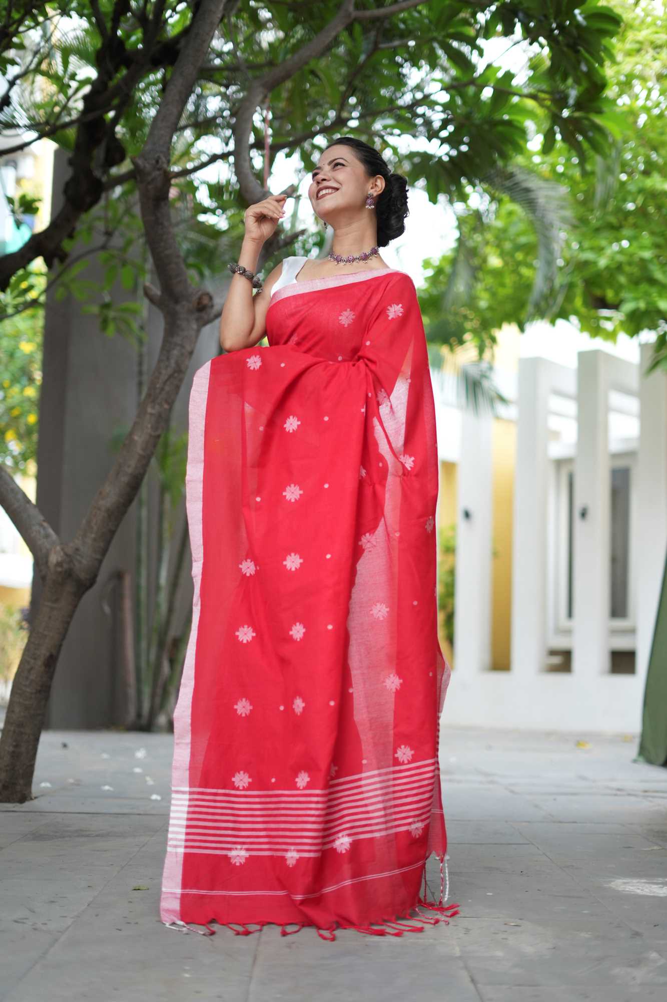 Traditional Jamdani Weaving Premium Cotton Ready to Wear Saree
