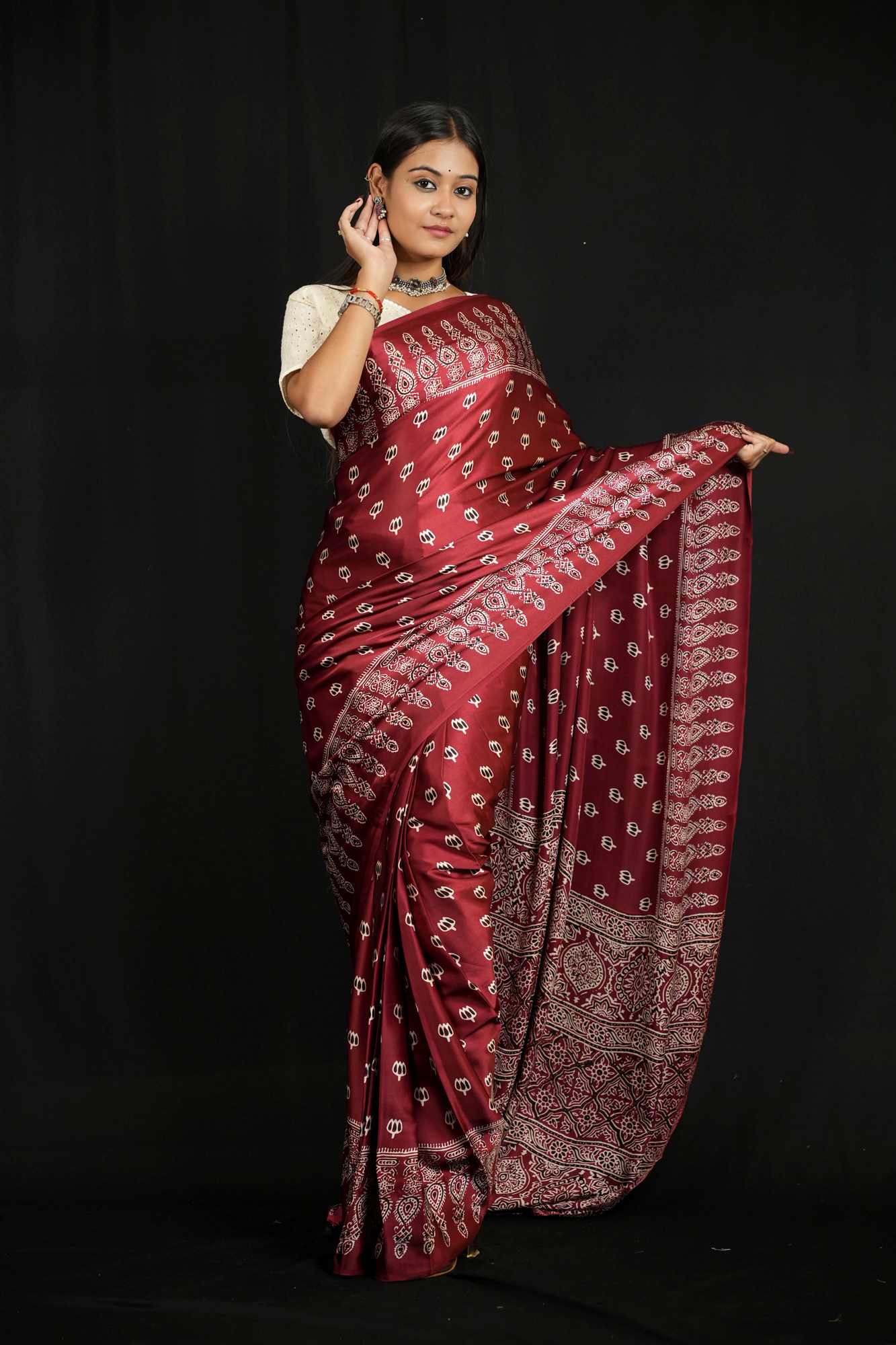 Elegant Red Gaji-Ajrakh Inspired Print with Rich Traditional Block Print Wrap in 1 minute Saree